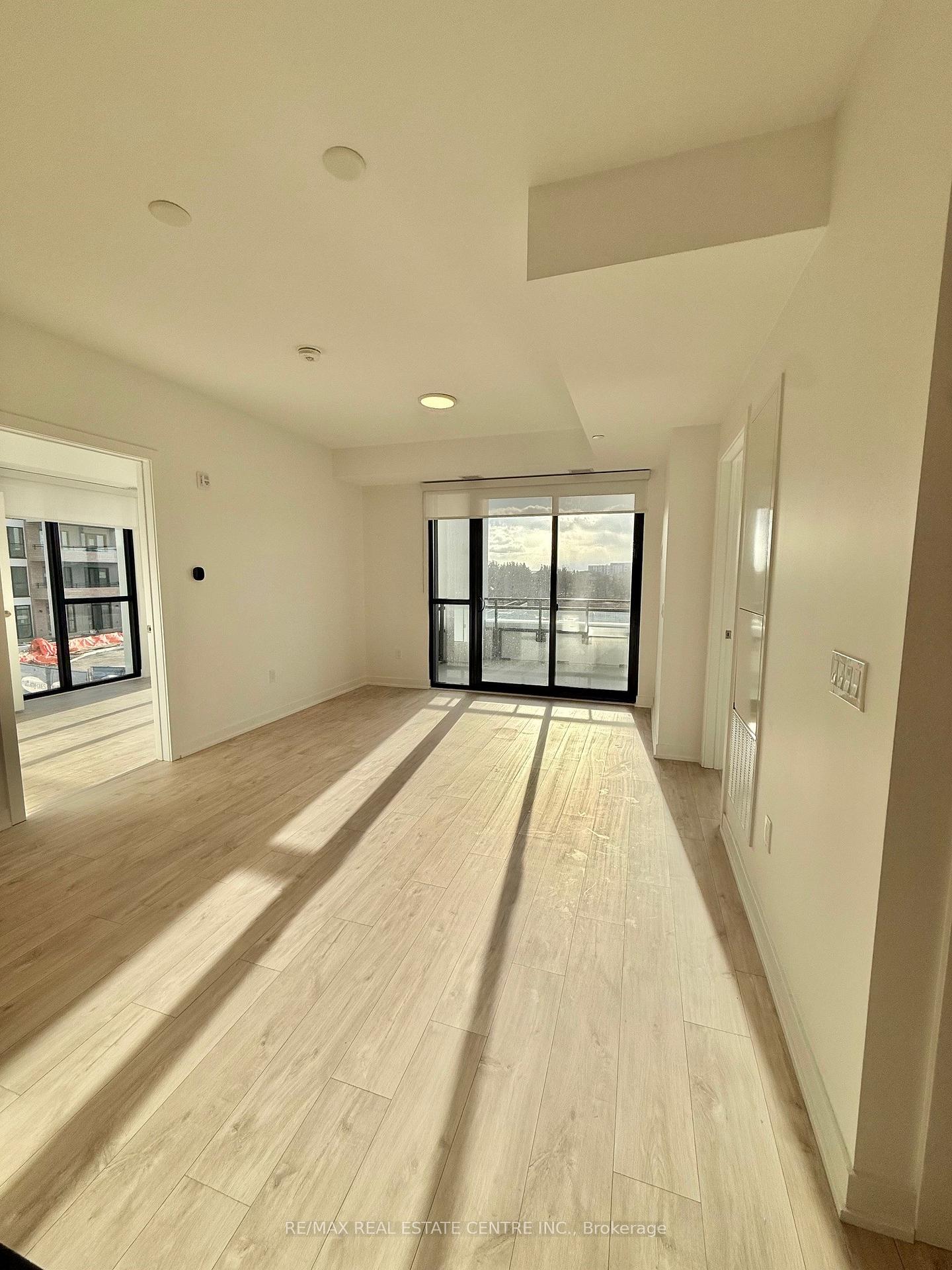 Photo 6 of Unit 211, 720 Whitlock Avenue, Milton, Cobban — HOMEH