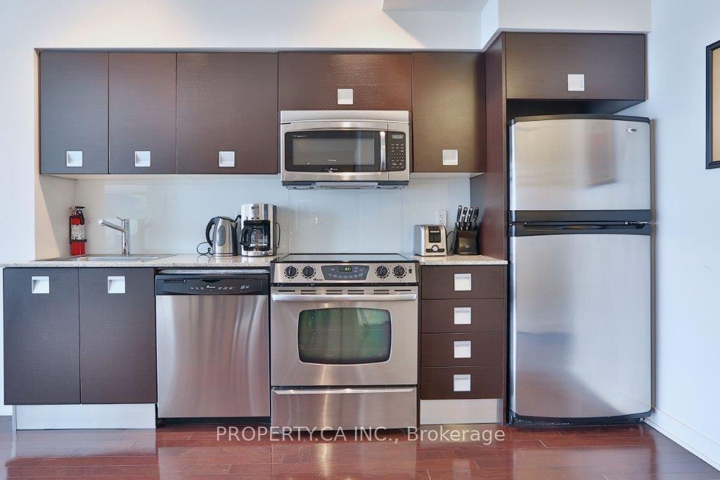 Photo 8 of Unit 3105, 33 Charles Street E, Toronto, Church-Yonge Corridor — HOMEH