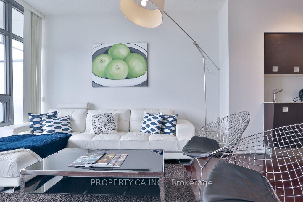 Photo 4 of Unit 3105, 33 Charles Street E, Toronto, Church-Yonge Corridor — HOMEH