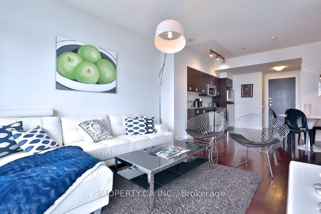 Photo 5 of Unit 3105, 33 Charles Street E, Toronto, Church-Yonge Corridor — HOMEH