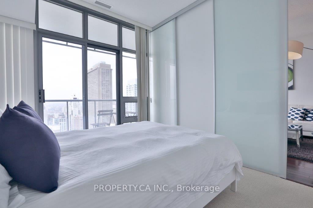 Photo 7 of Unit 3105, 33 Charles Street E, Toronto, Church-Yonge Corridor — HOMEH