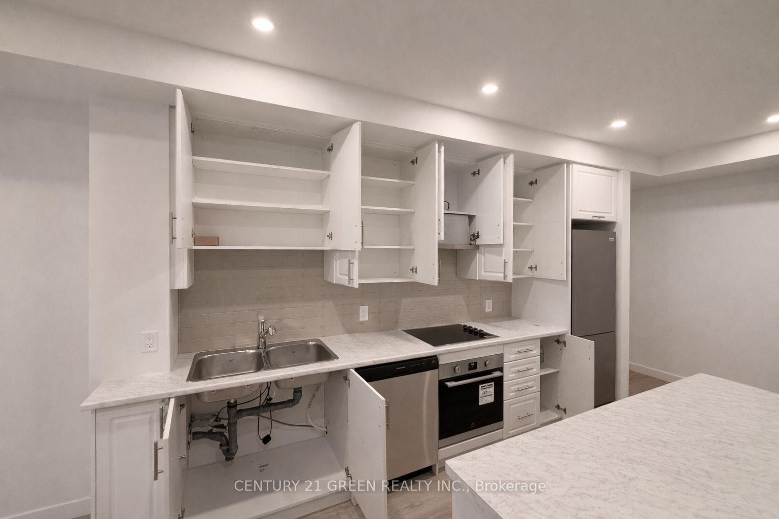 Photo 9 of Unit 314, 461 Green Road, Hamilton, Lakeshore — HOMEH