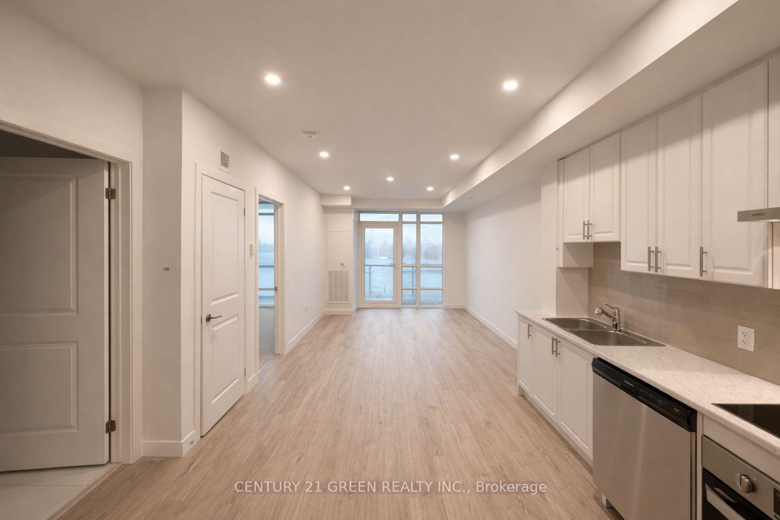 Photo 6 of Unit 314, 461 Green Road, Hamilton, Lakeshore — HOMEH