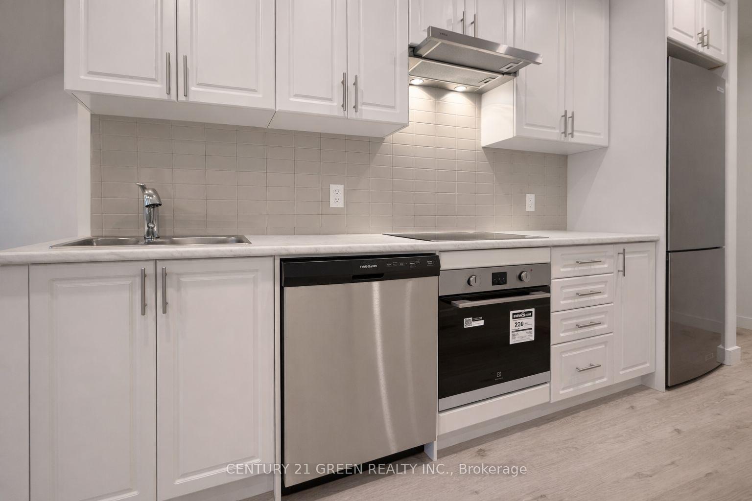 Photo 14 of Unit 314, 461 Green Road, Hamilton, Lakeshore — HOMEH