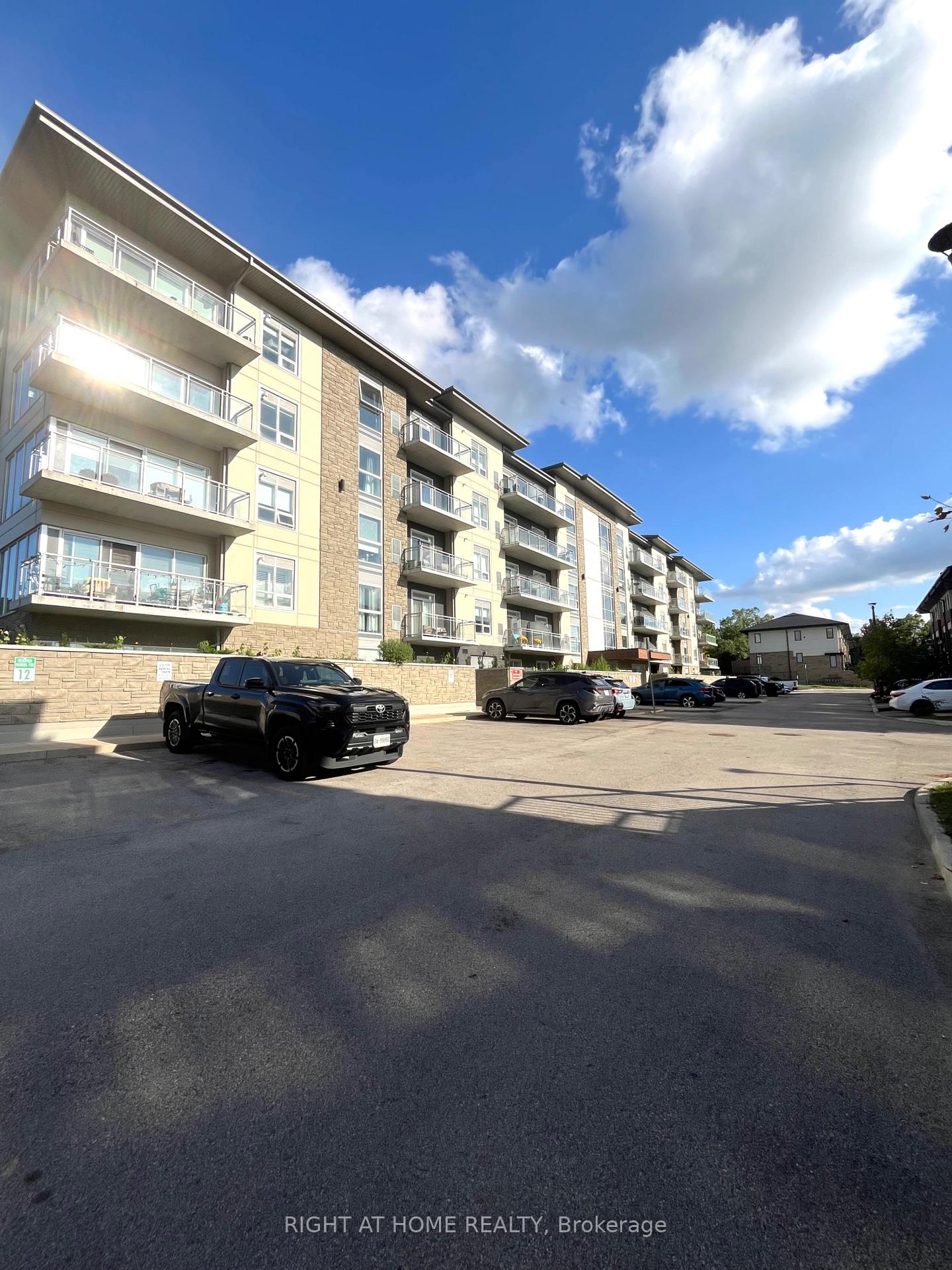 Photo 16 of Unit 214, 16 Markle Crescent, Hamilton, Ancaster — HOMEH