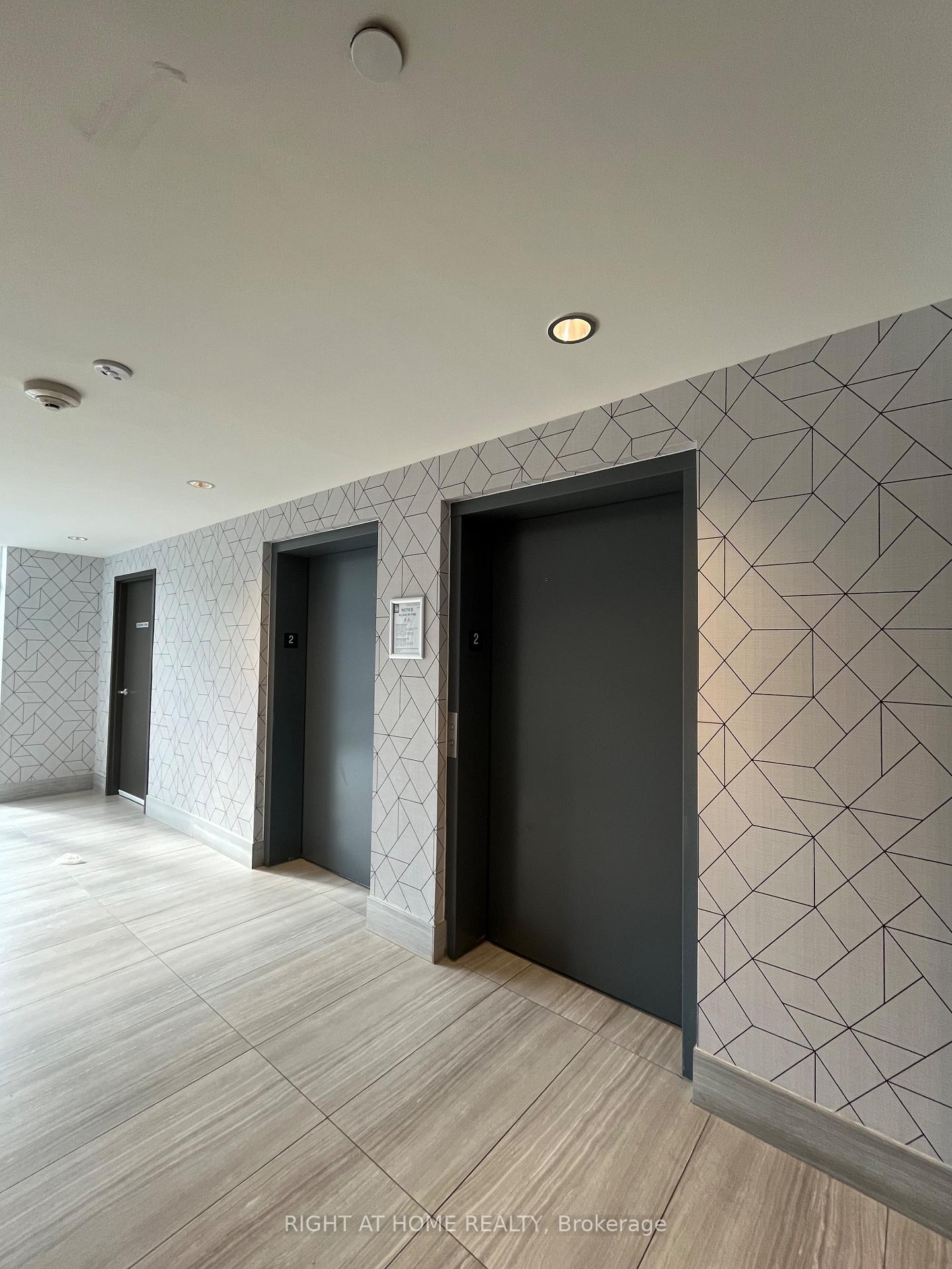 Photo 5 of Unit 214, 16 Markle Crescent, Hamilton, Ancaster — HOMEH