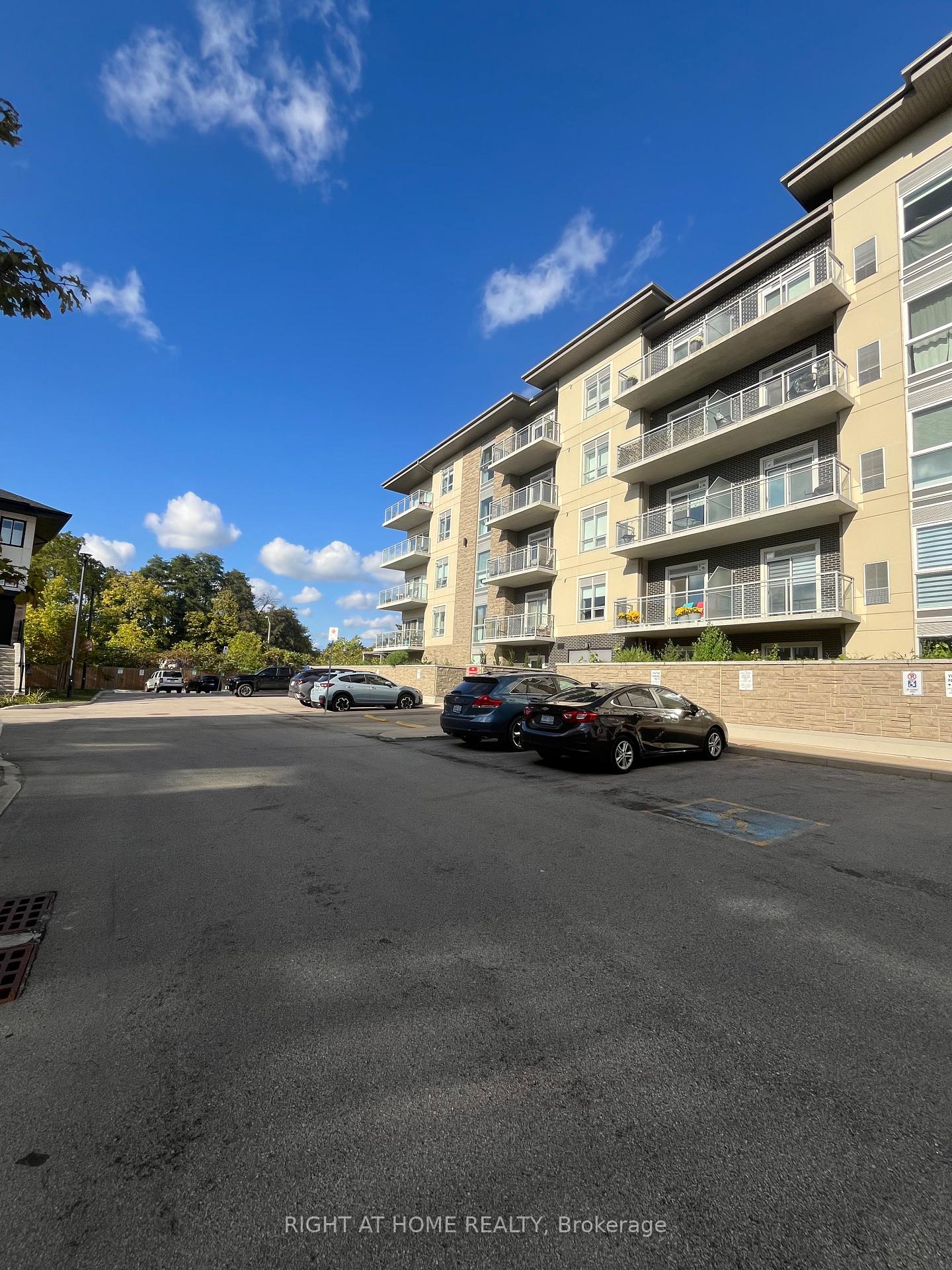 Photo 24 of Unit 214, 16 Markle Crescent, Hamilton, Ancaster — HOMEH