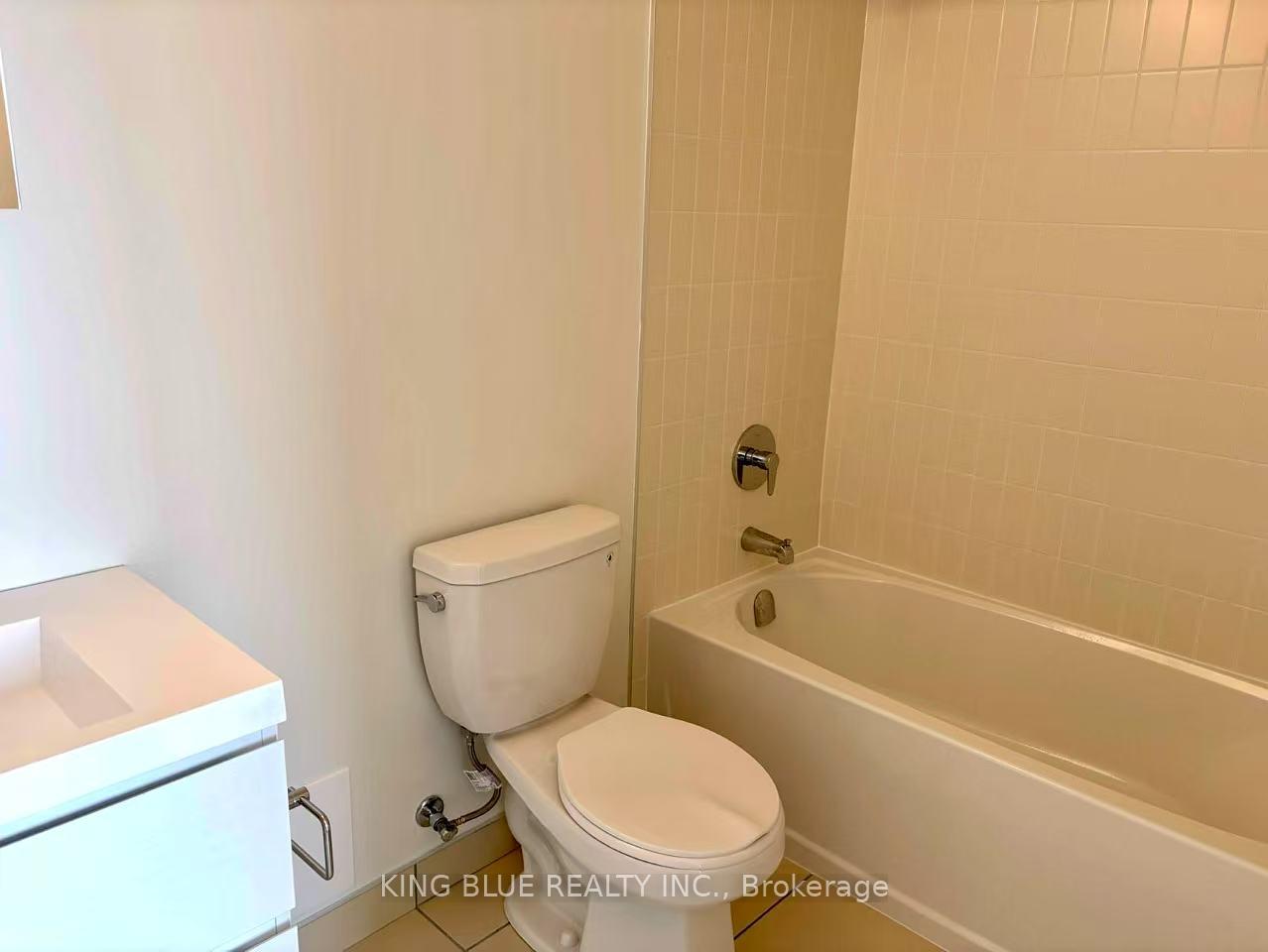 Photo 5 of Unit 907, 38 Andre de Grasse Street, Markham, Unionville — HOMEH