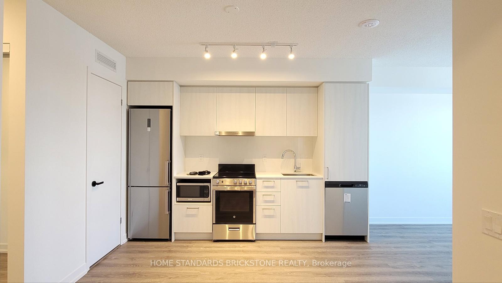 Photo 8 of Unit 1710, 195 Commerce Street, Vaughan, Vaughan Corporate Centre — HOMEH