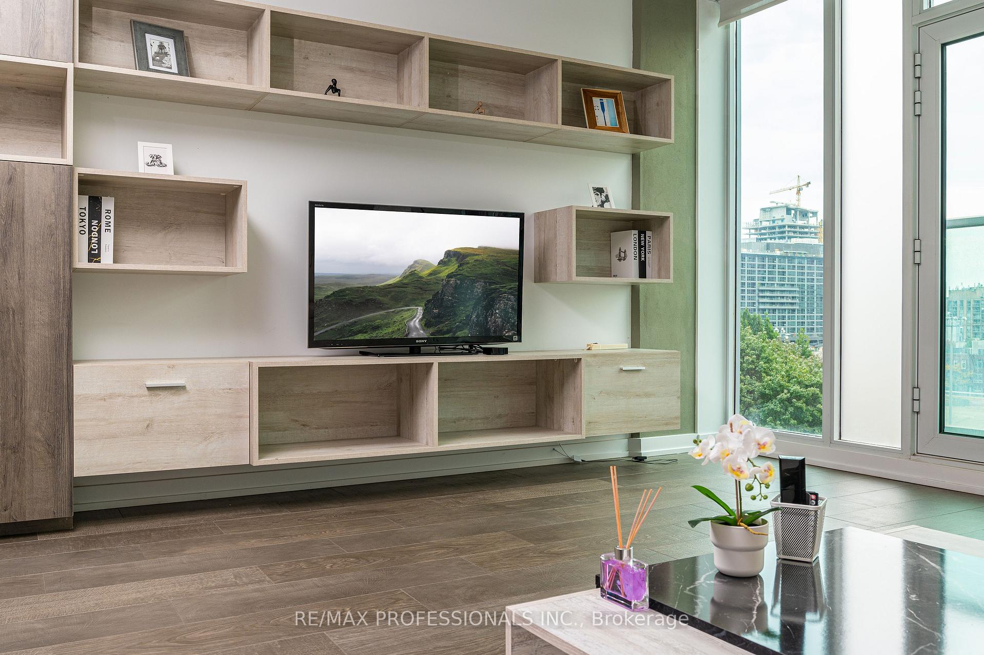 Photo 3 of Unit 704, 220 George Street, Toronto, Moss Park — HOMEH