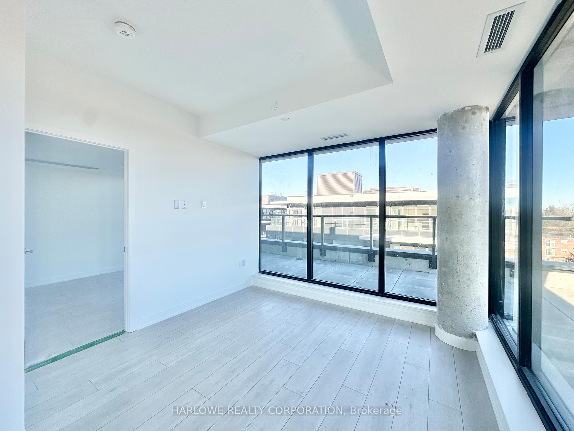 Photo 4 of Unit PH524 E, 1610 Charles Street, Whitby, Port Whitby — HOMEH
