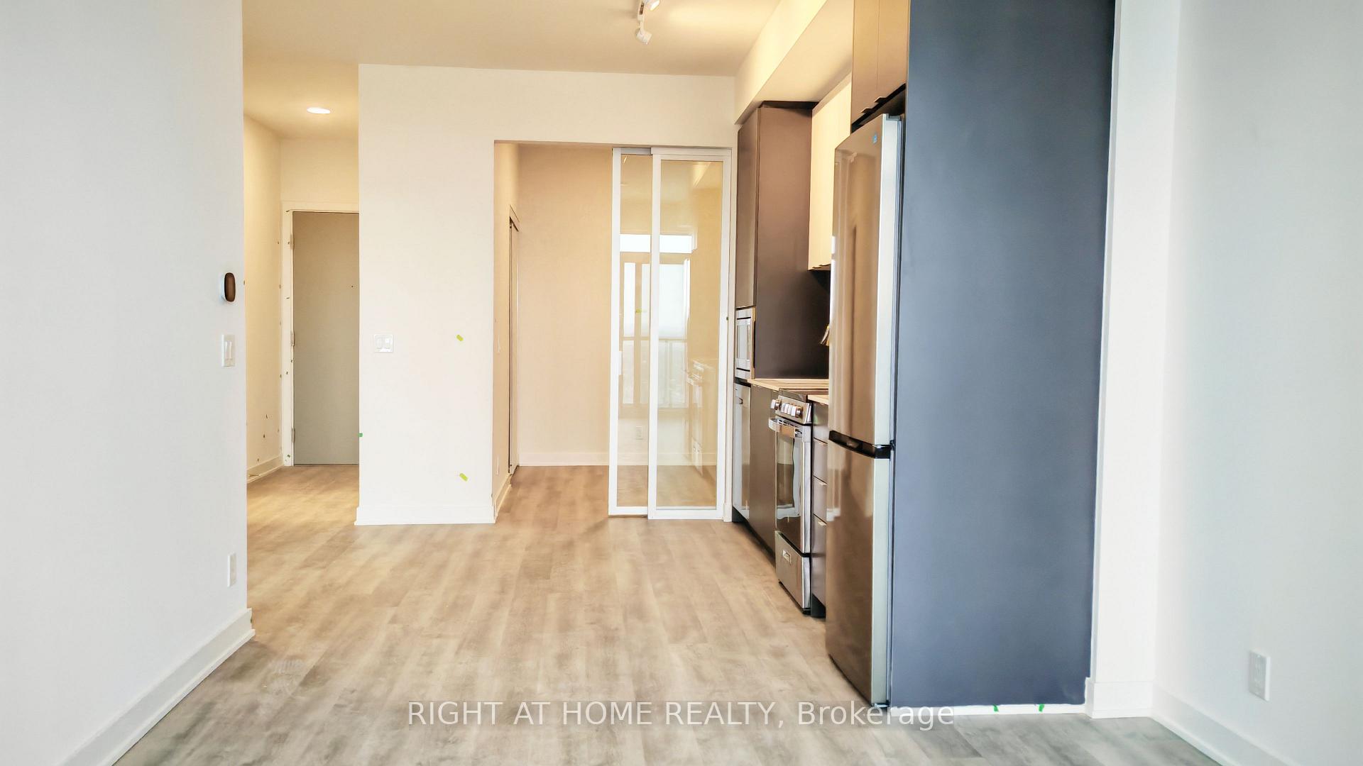Photo 2 of Unit 2810, 50 Upper Mall Way, Vaughan, Brownridge — HOMEH