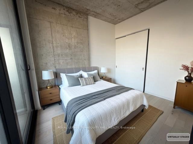 Photo 4 of Unit 612, 21 Lawren Harris Square, Toronto, Waterfront Communities — HOMEH