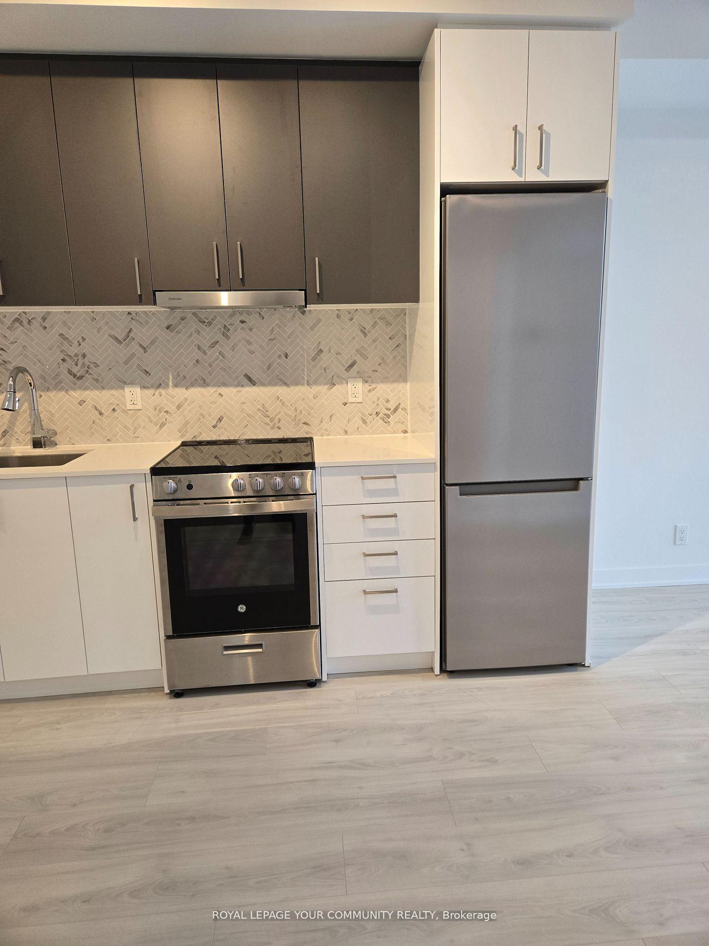 Photo 7 of Unit 511A, 30 Upper Mall Way, Vaughan, Brownridge — HOMEH