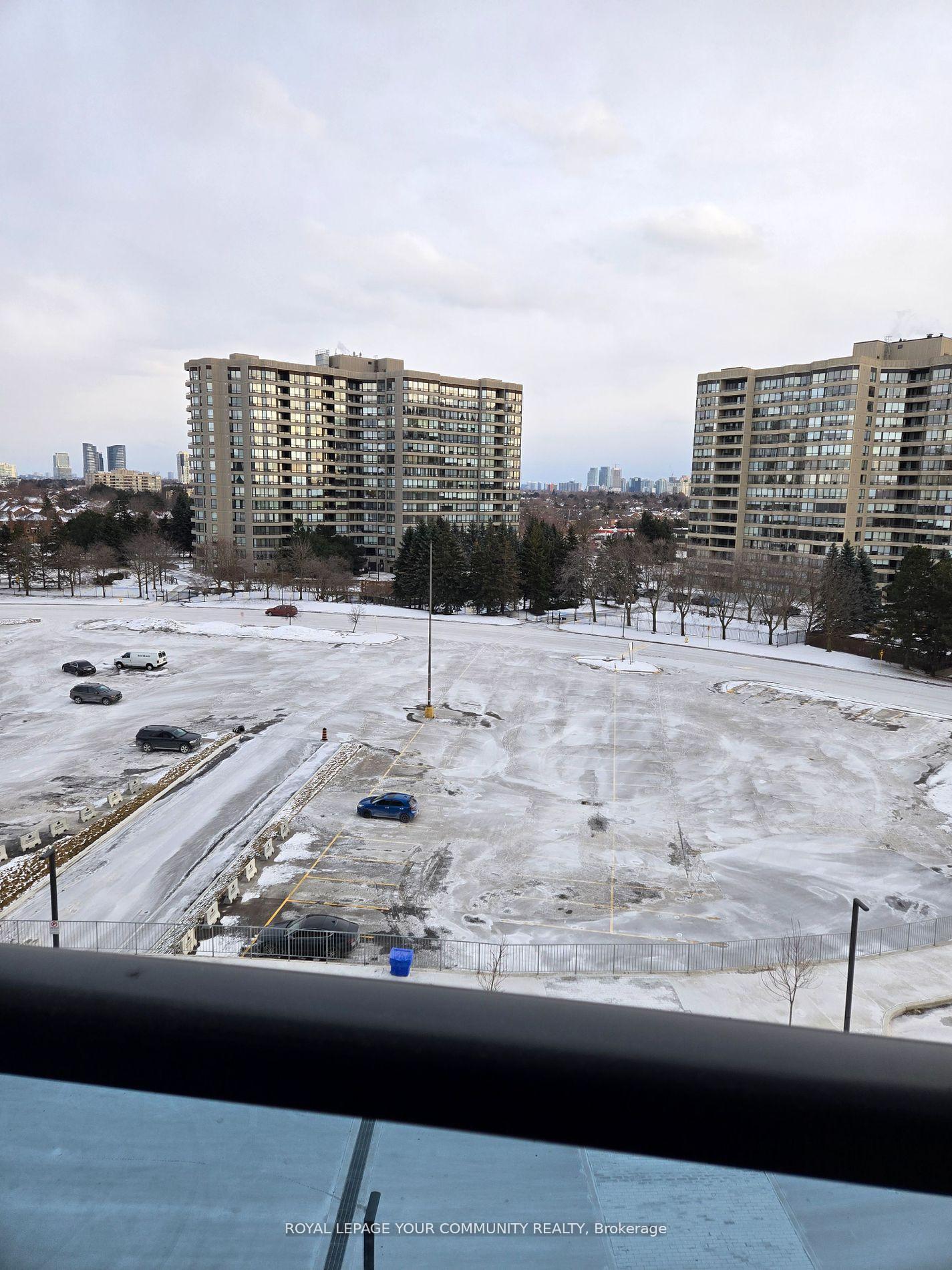 Photo 15 of Unit 511A, 30 Upper Mall Way, Vaughan, Brownridge — HOMEH