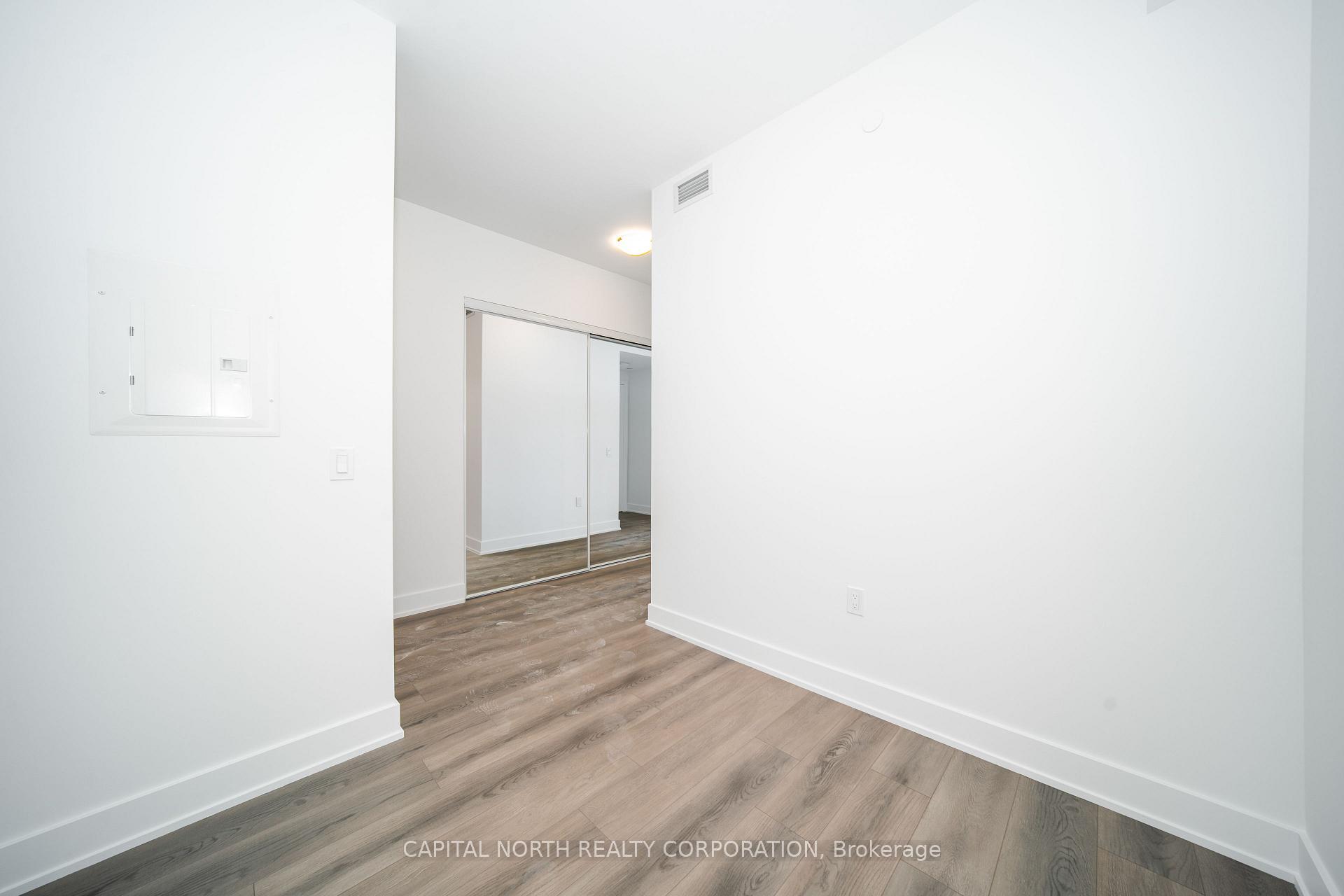 Photo 2 of Unit 1003, 9000 Jane Street, Vaughan, Vellore Village — HOMEH
