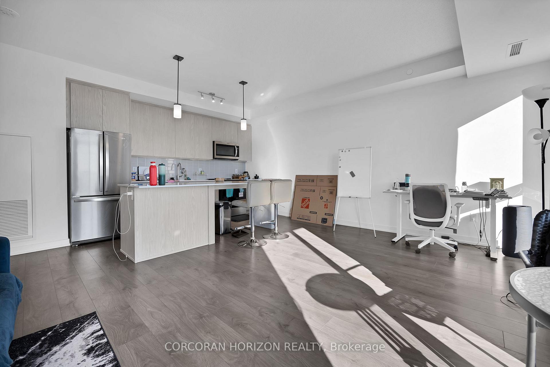 Photo 11 of Unit 1604, 55 Duke Street W, Kitchener, City Commercial Core — HOMEH