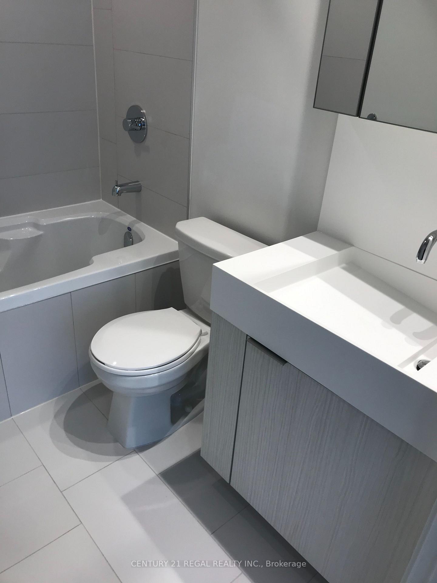 Photo 6 of Unit 608, 20 Richardson Street, Toronto, Waterfront Communities — HOMEH