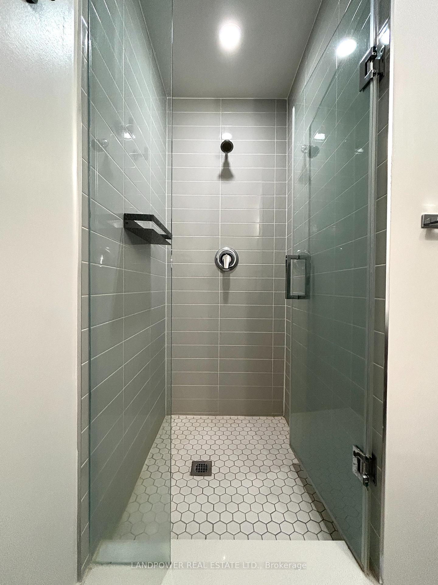 Photo 10 of Unit 1102, 10 Rouge Valley Drive W, Markham, Unionville — HOMEH