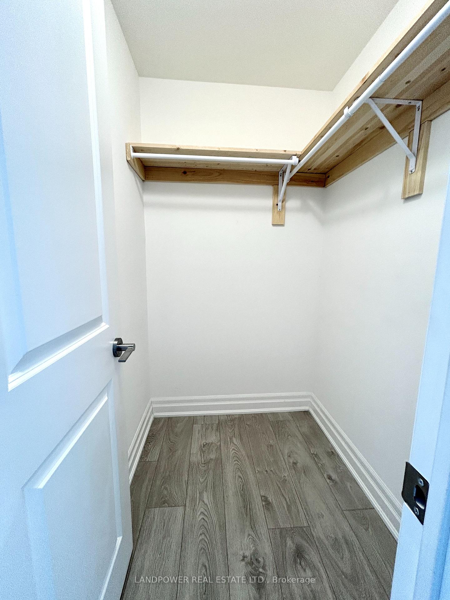 Photo 4 of Unit 1102, 10 Rouge Valley Drive W, Markham, Unionville — HOMEH
