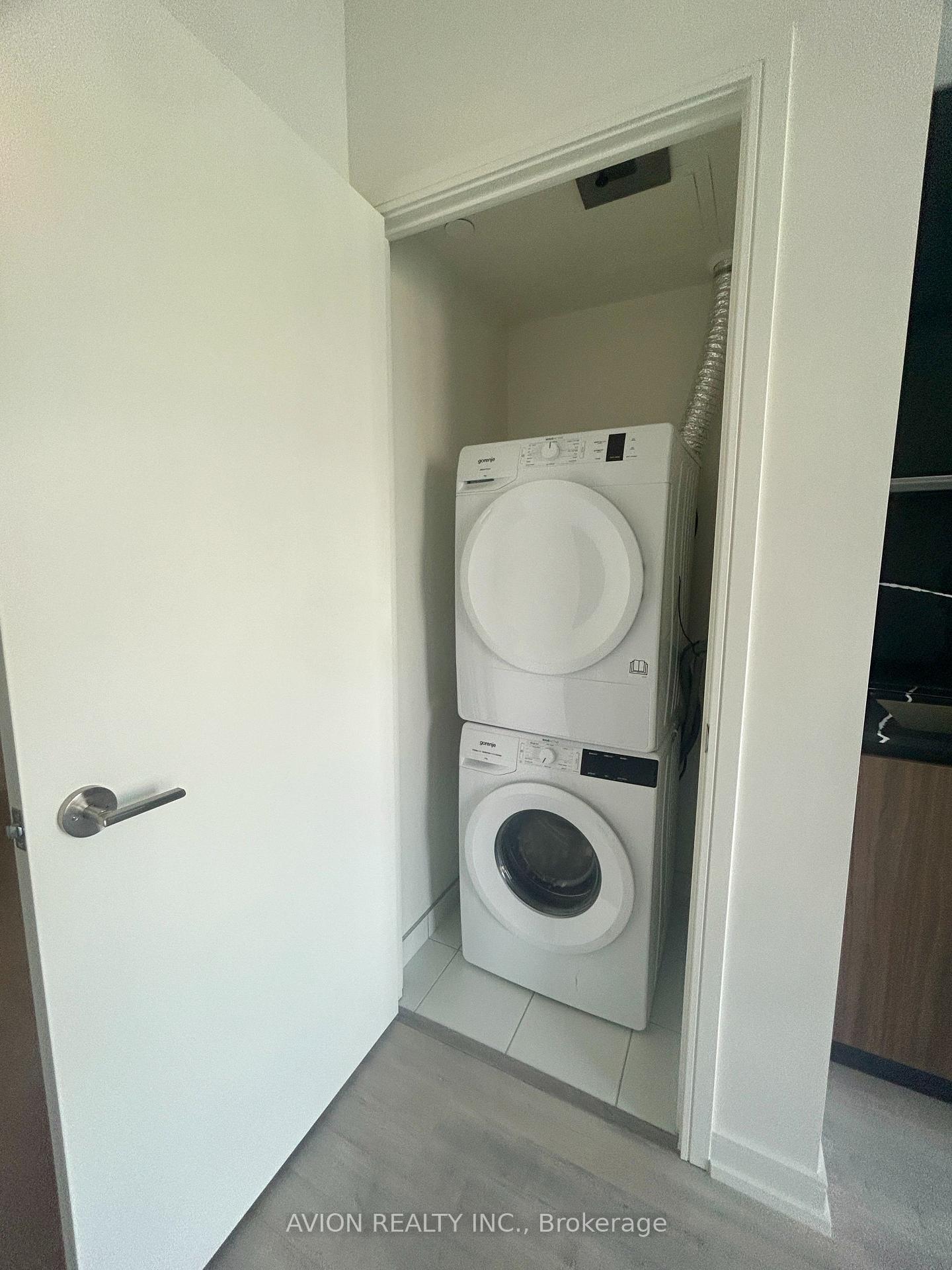 Photo 8 of Unit 803, 425 Front Street E, Toronto, Waterfront Communities — HOMEH