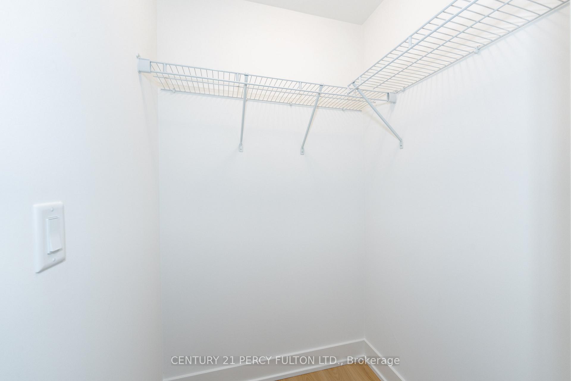 Photo 8 of Unit 1114, 2545 Simcoe Street N, Oshawa, Windfields — HOMEH