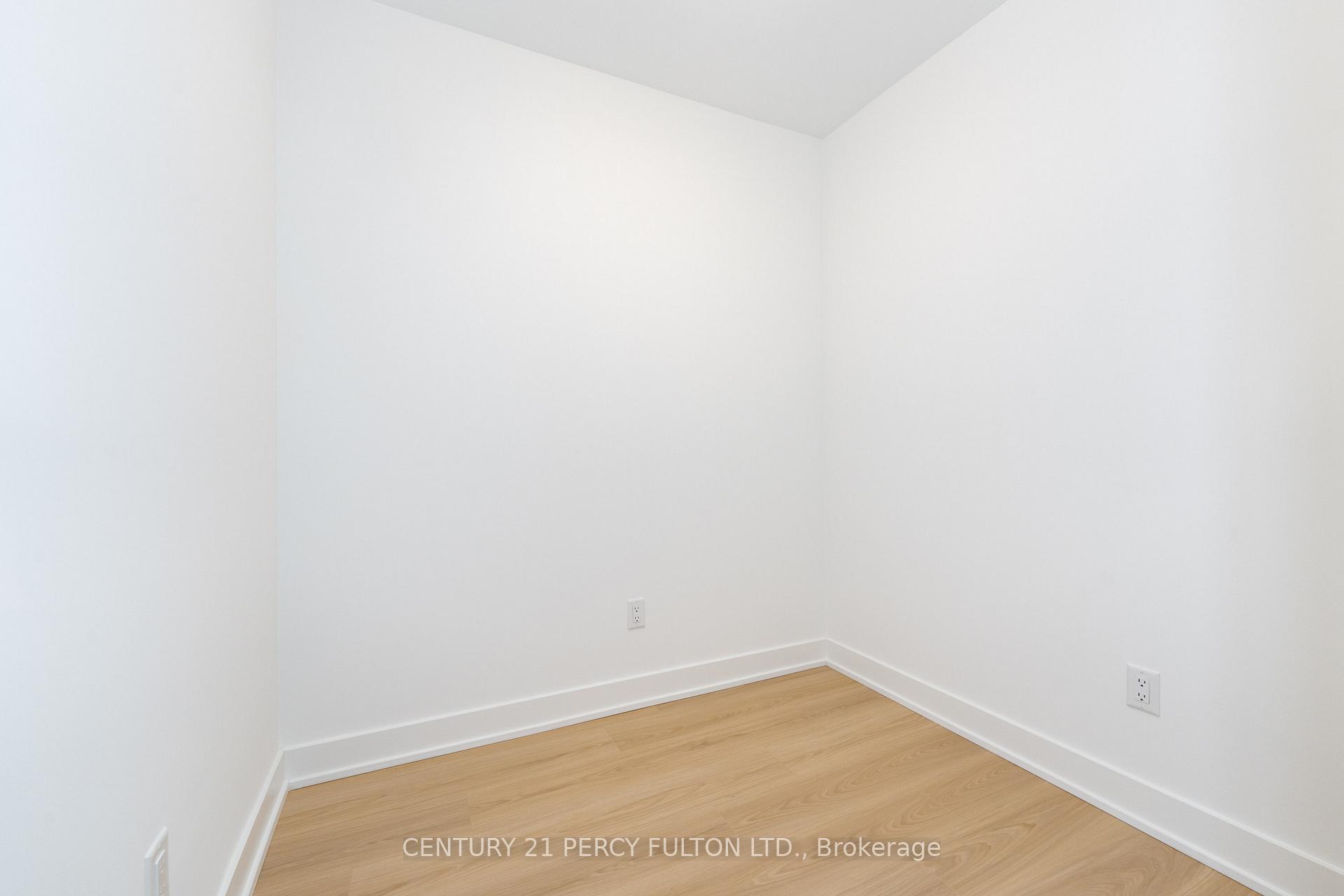 Photo 9 of Unit 1114, 2545 Simcoe Street N, Oshawa, Windfields — HOMEH