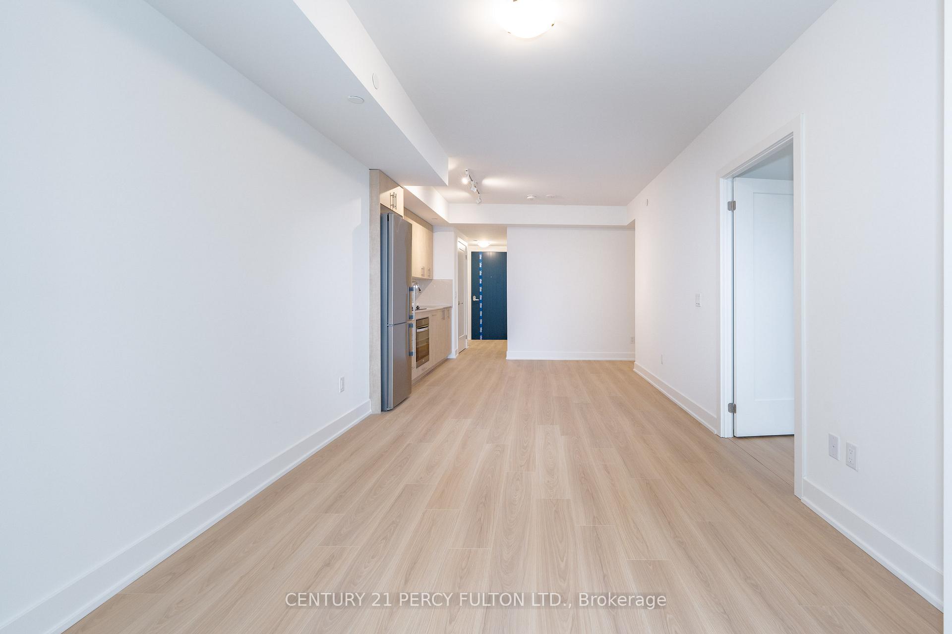 Photo 10 of Unit 1114, 2545 Simcoe Street N, Oshawa, Windfields — HOMEH