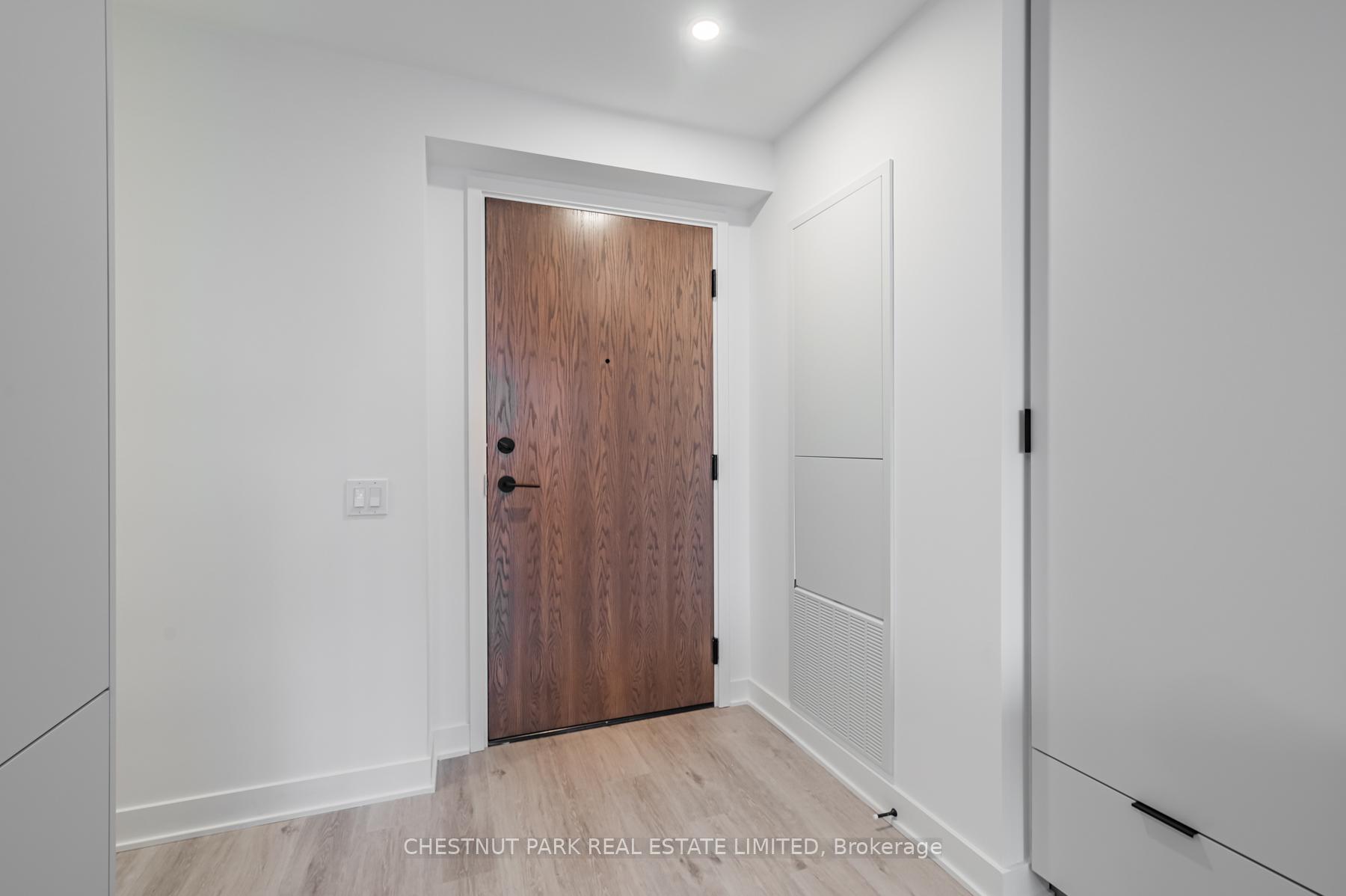 Photo 2 of Unit 4301, 55 Charles Street E, Toronto, Church-Yonge Corridor — HOMEH