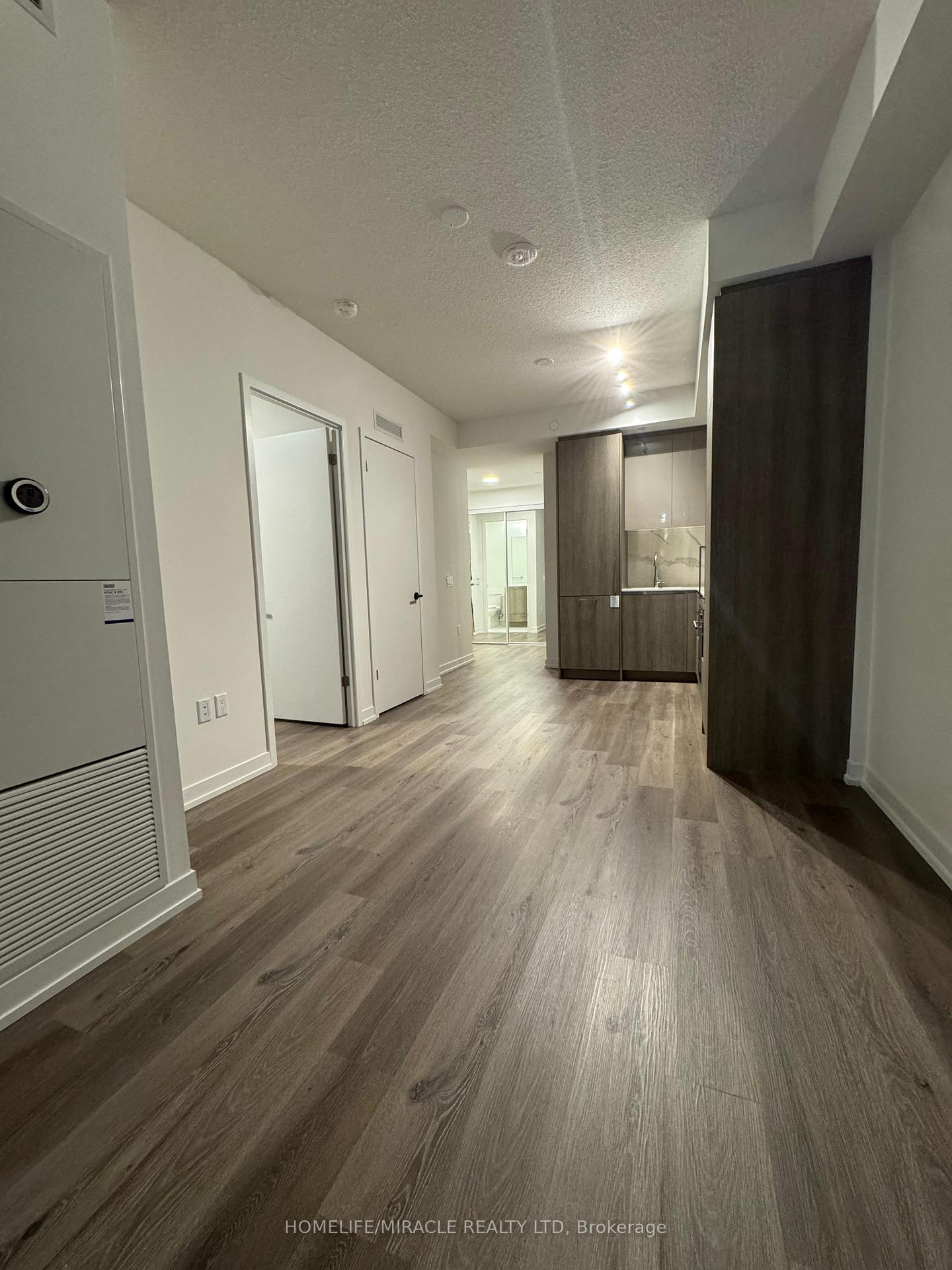 Photo 12 of Unit 2101, 225 Commerce Street, Vaughan, Vaughan Corporate Centre — HOMEH