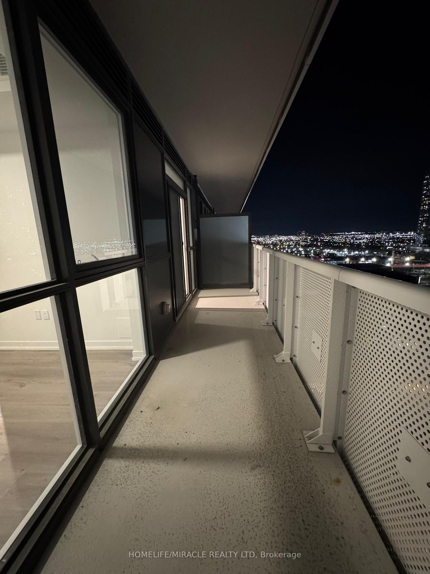 Photo 14 of Unit 2101, 225 Commerce Street, Vaughan, Vaughan Corporate Centre — HOMEH