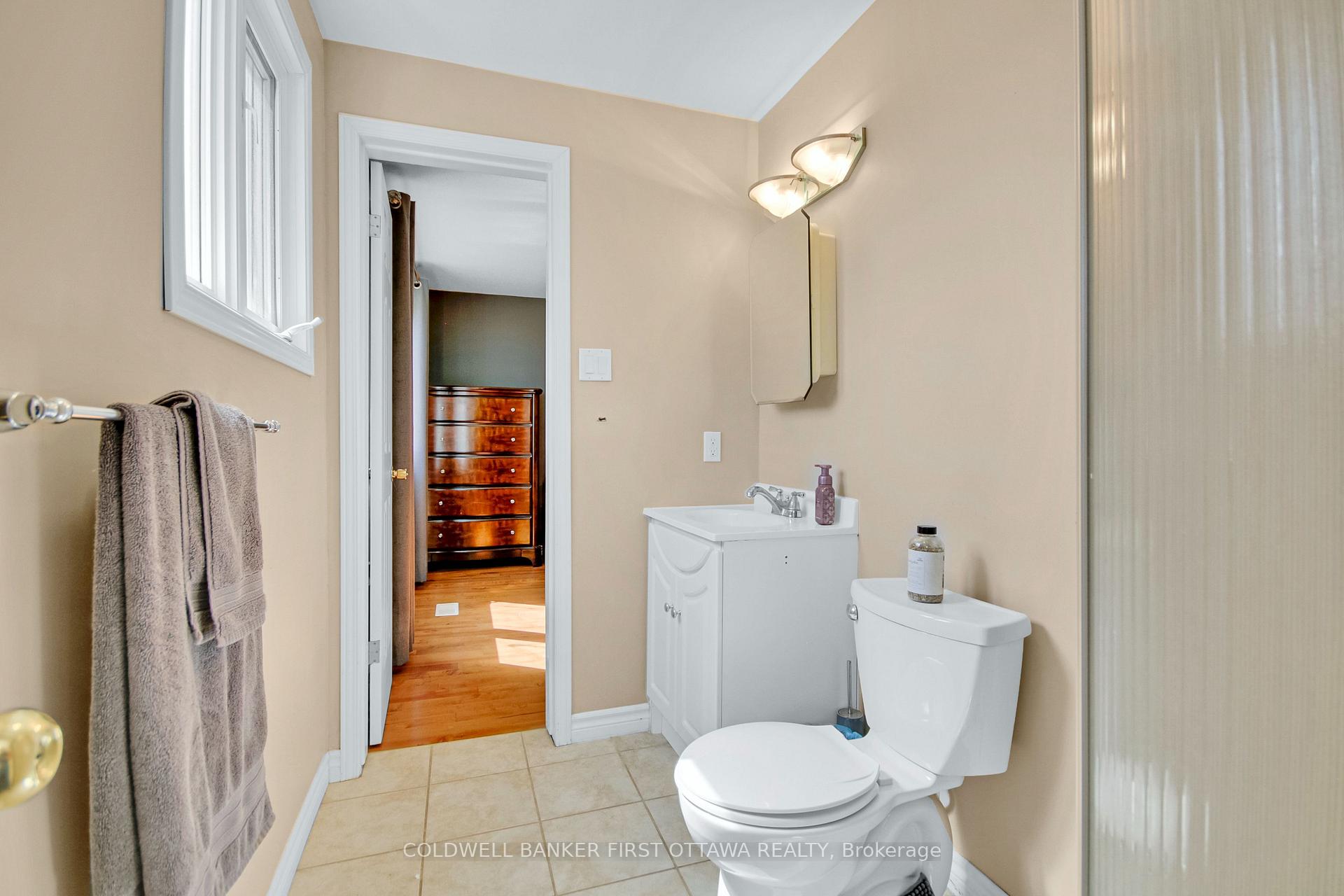 Photo 8 of 7020 Parkway Road, Ottawa, Greely — HOMEH