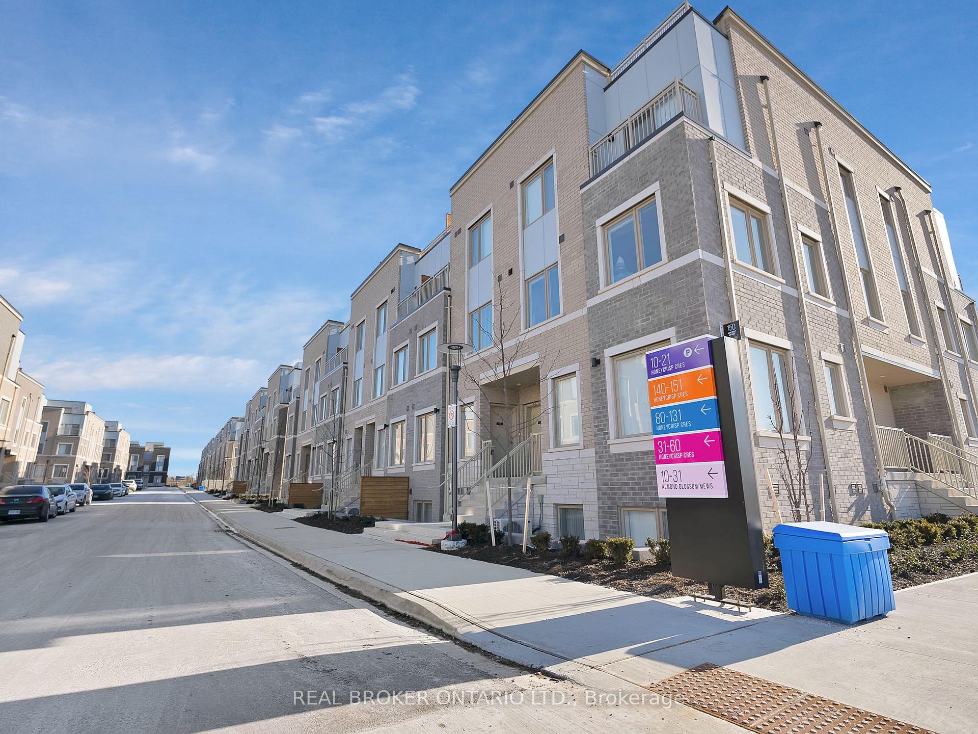 Front of Unit TH216, 131 Honeycrisp Crescent