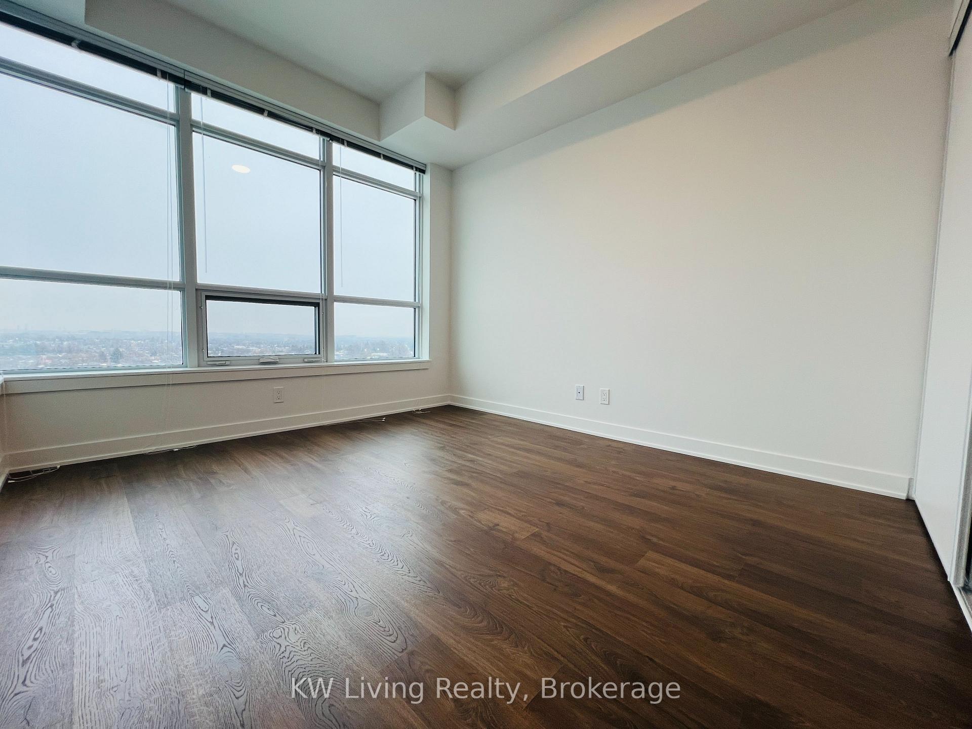 Photo 5 of Unit B1010, 50 Upper Mall Way, Vaughan, Brownridge — HOMEH