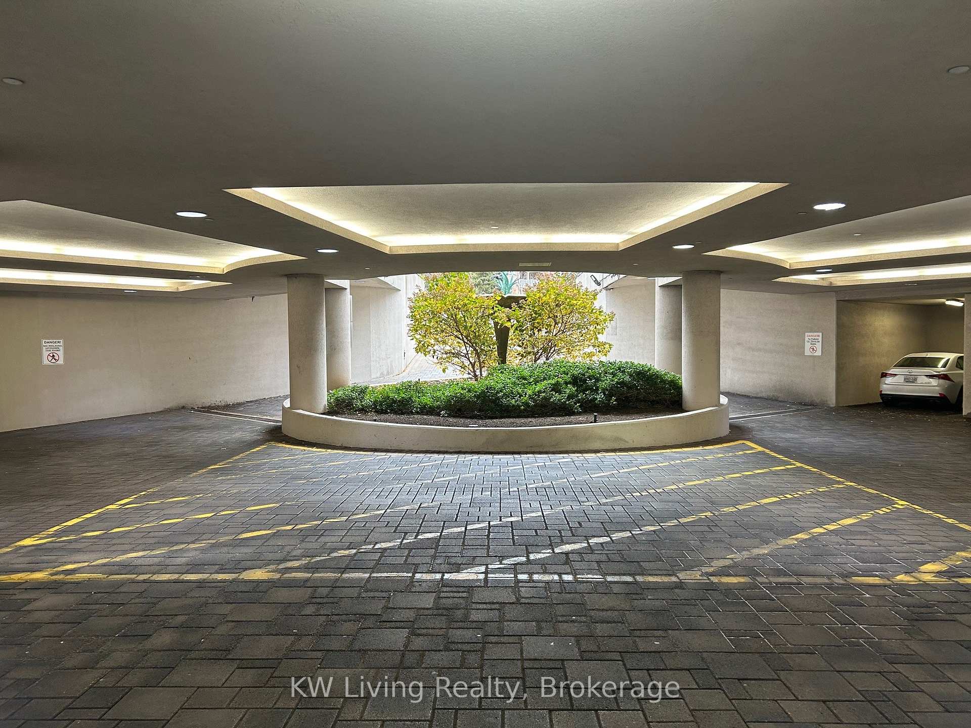 Photo 12 of Unit 1103, 33 Cox Boulevard, Markham, Unionville — HOMEH