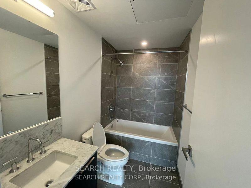 Photo 6 of Unit 1602, 3 Gloucester Street, Toronto, Church-Yonge Corridor — HOMEH