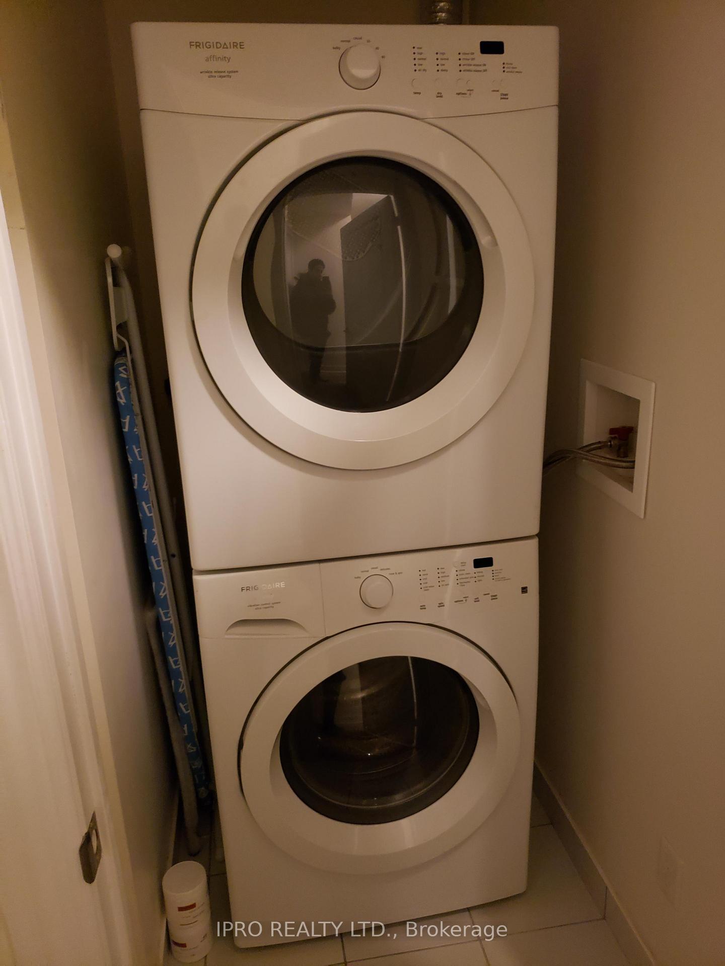 Photo 17 of Unit 2607, 28 Ted Rogers Way, Toronto, Church-Yonge Corridor — HOMEH
