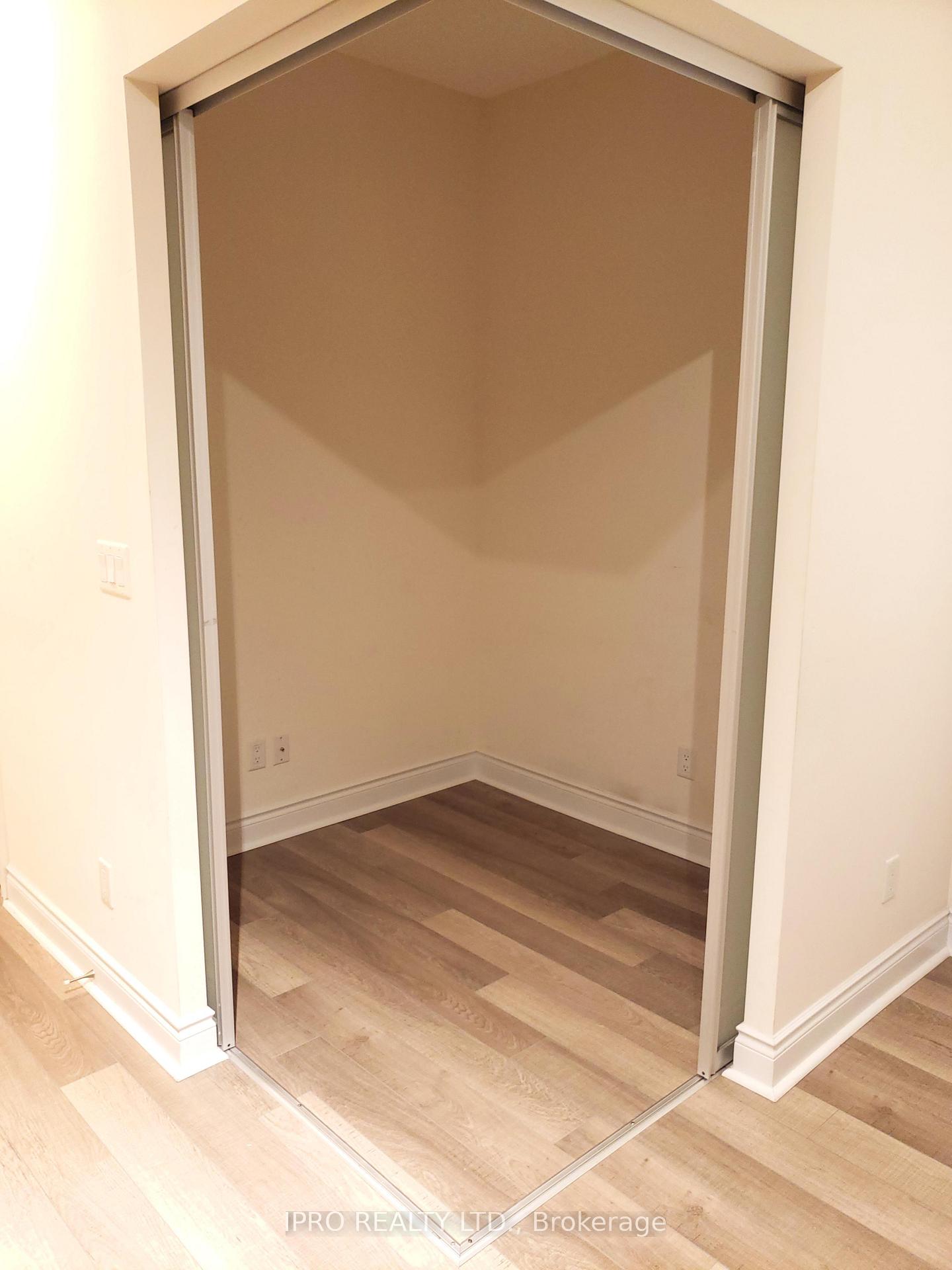 Photo 13 of Unit 2607, 28 Ted Rogers Way, Toronto, Church-Yonge Corridor — HOMEH