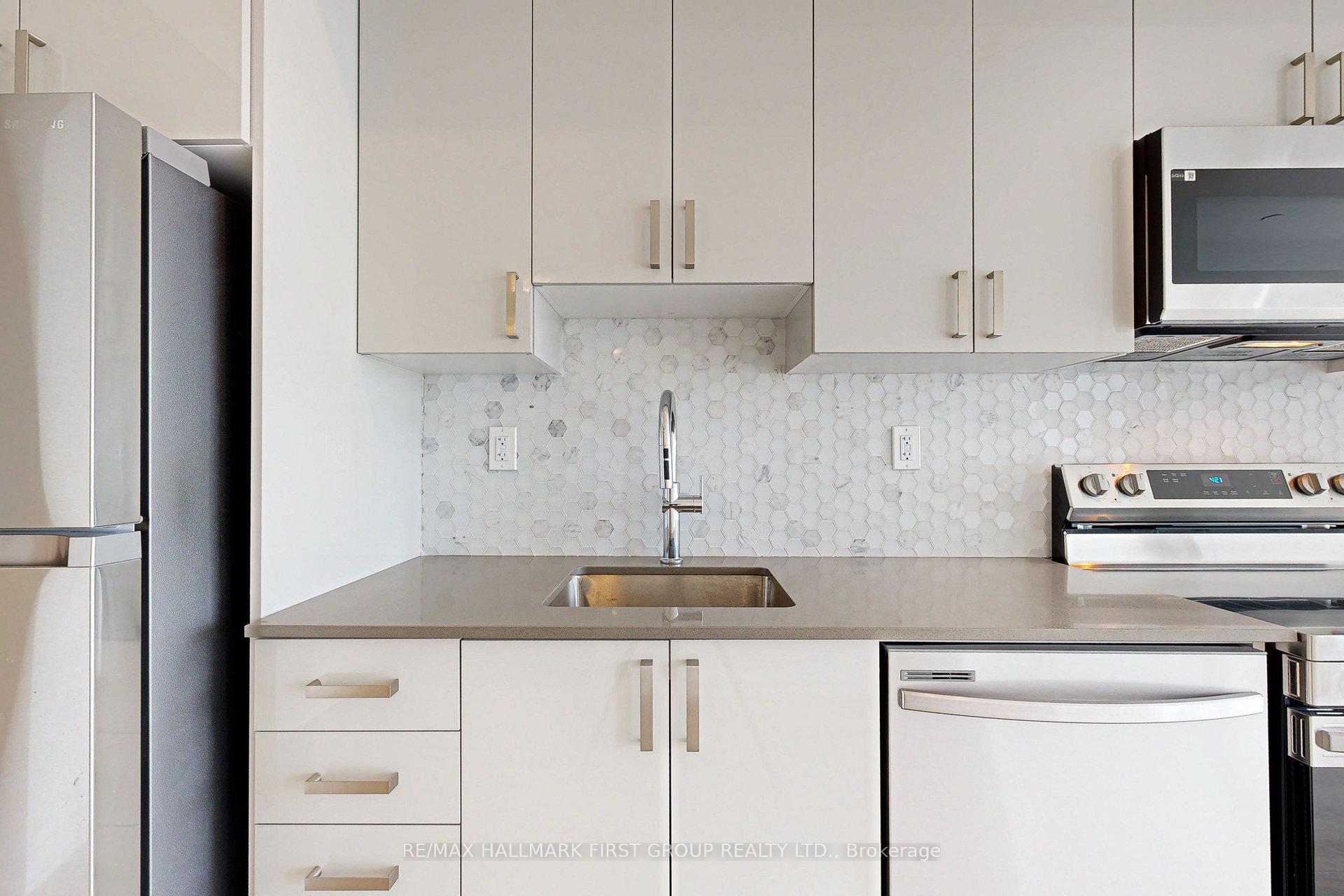 Photo 3 of Unit 601, 1435 Celebration Drive, Pickering, Bay Ridges — HOMEH