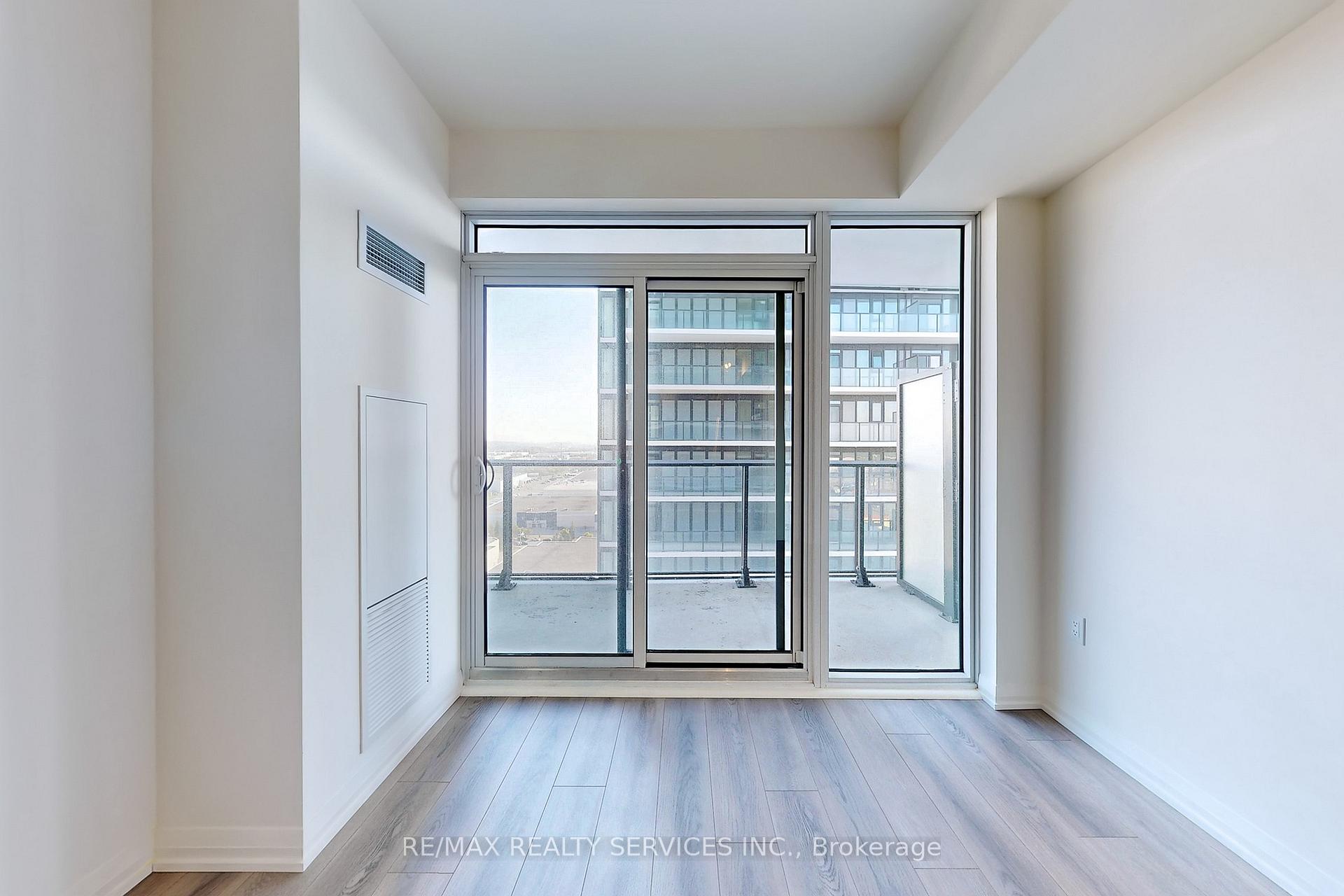 Photo 11 of Unit 1714, 9000 Jane Street, Vaughan, Concord — HOMEH