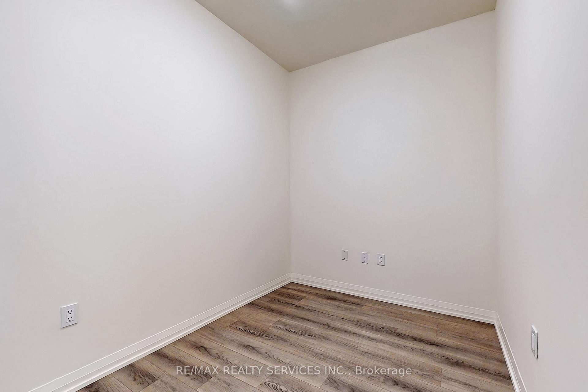 Photo 15 of Unit 1714, 9000 Jane Street, Vaughan, Concord — HOMEH
