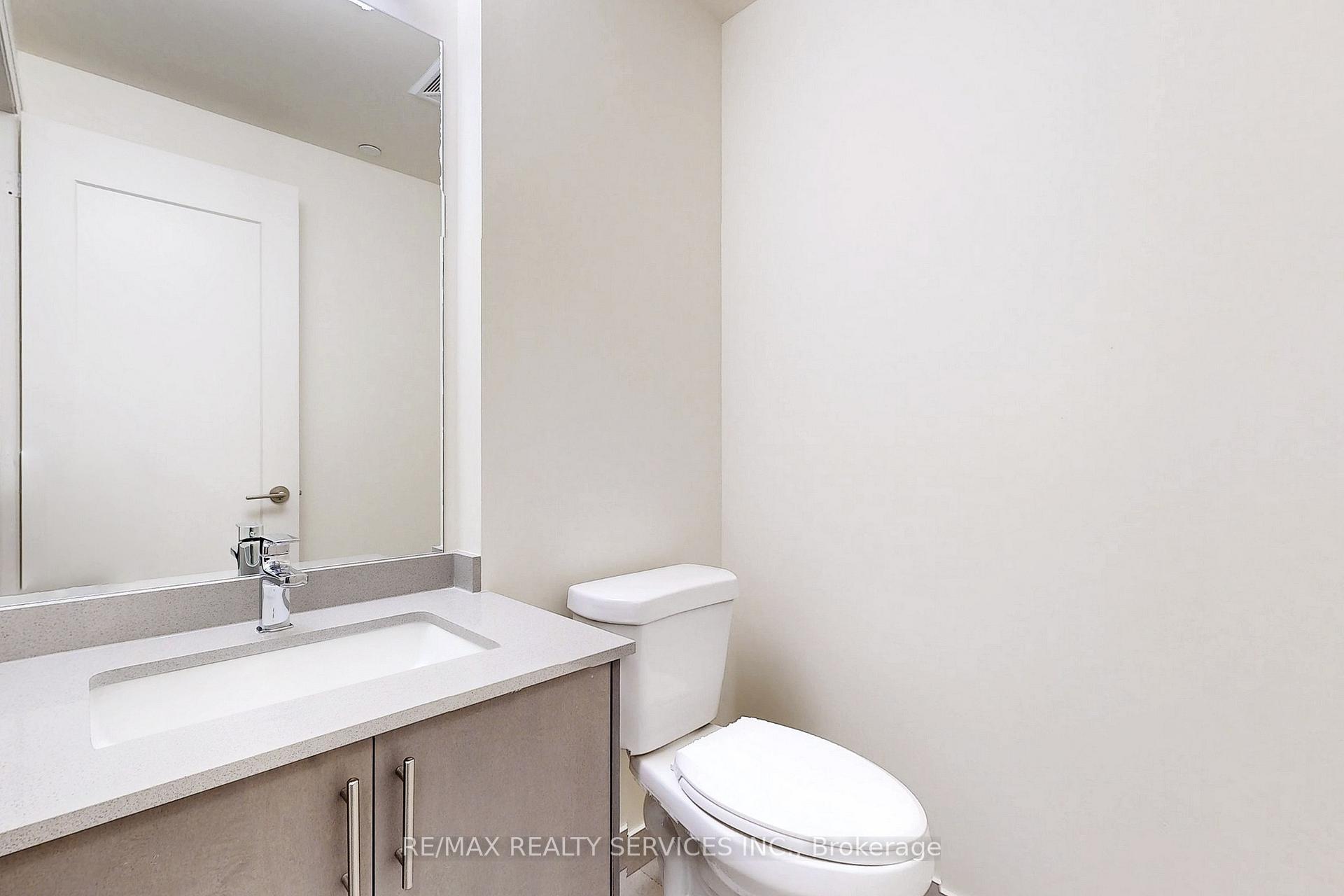 Photo 12 of Unit 1714, 9000 Jane Street, Vaughan, Concord — HOMEH