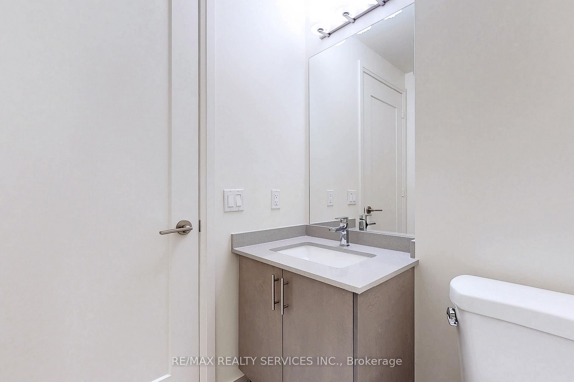 Photo 16 of Unit 1714, 9000 Jane Street, Vaughan, Concord — HOMEH