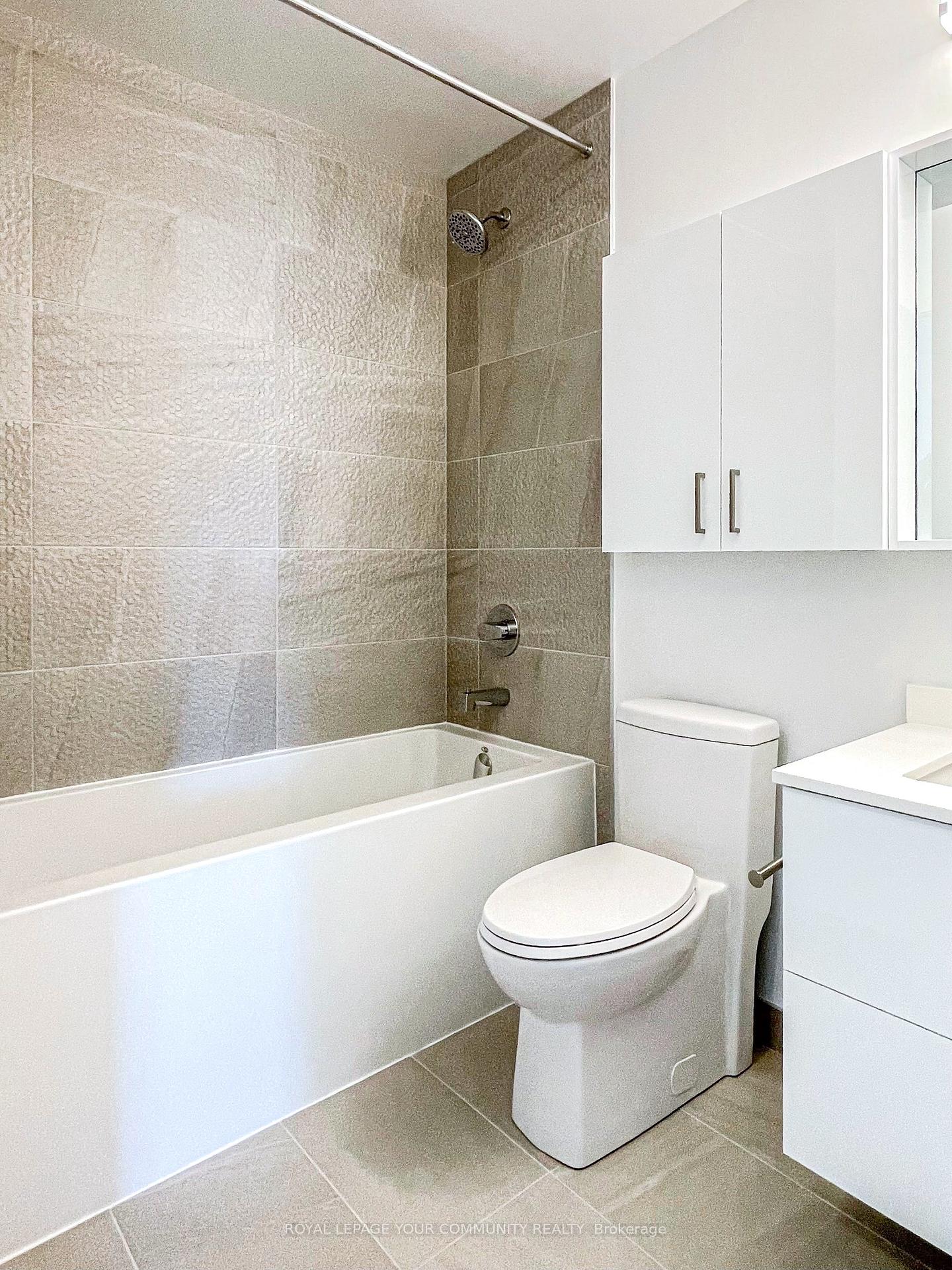 Photo 9 of Unit 1401, 30 Upper Mall Way, Vaughan, Brownridge — HOMEH