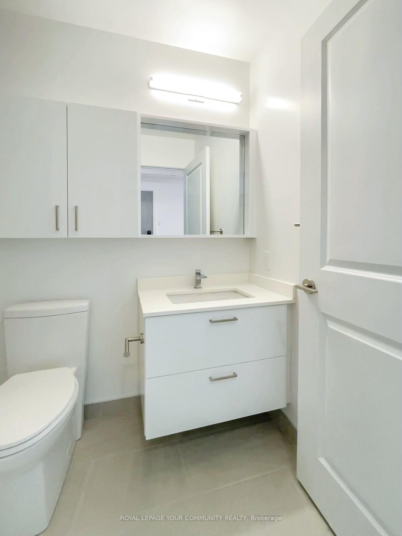 Photo 3 of Unit 1401, 30 Upper Mall Way, Vaughan, Brownridge — HOMEH
