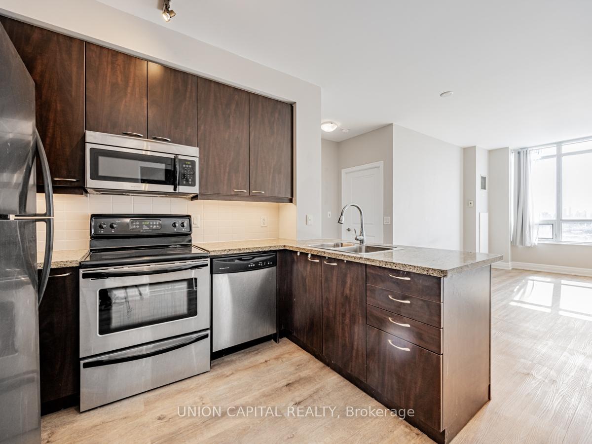 Photo 2 of Unit 608, 500 St Clair Avenue W, Toronto, Forest Hill South — HOMEH