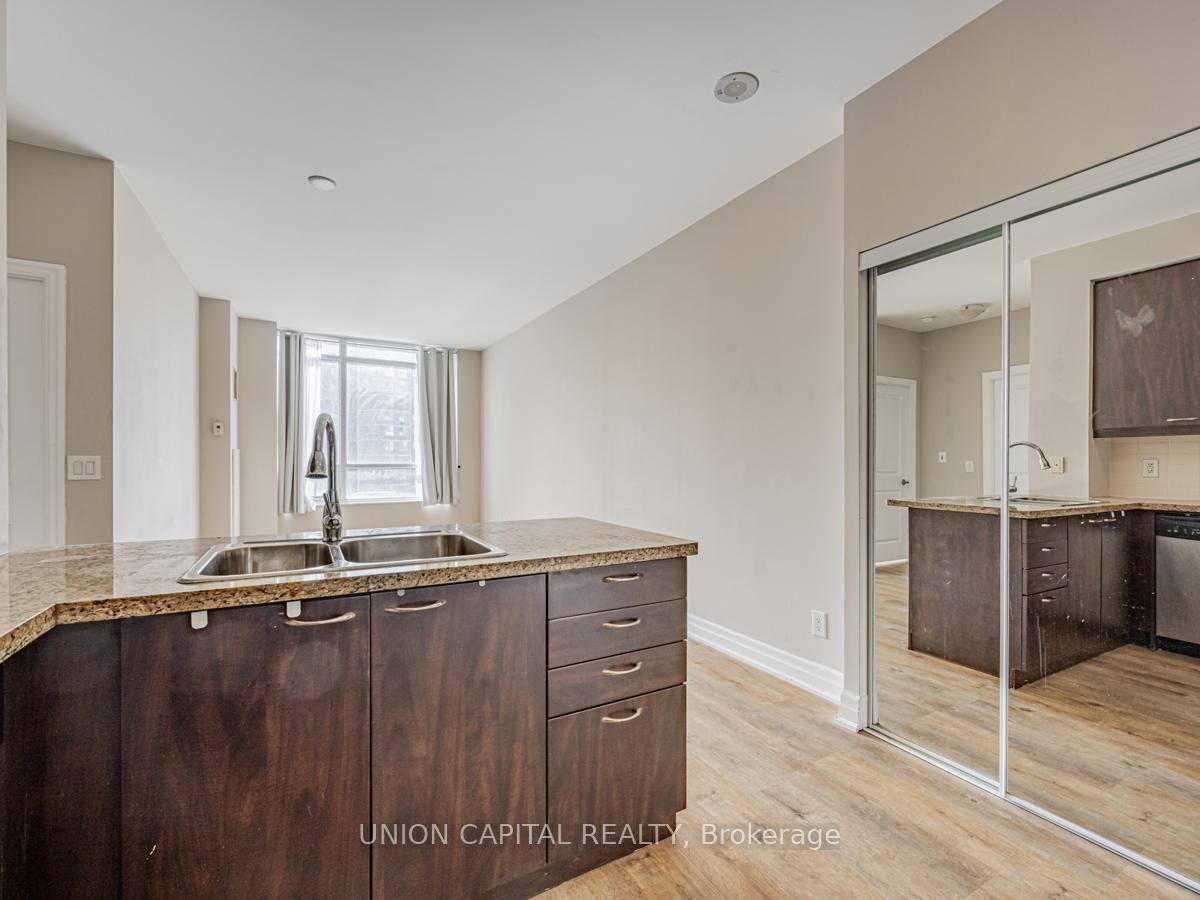 Photo 3 of Unit 608, 500 St Clair Avenue W, Toronto, Forest Hill South — HOMEH