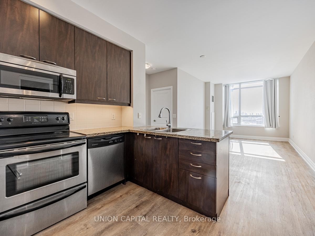 Photo 8 of Unit 608, 500 St Clair Avenue W, Toronto, Forest Hill South — HOMEH