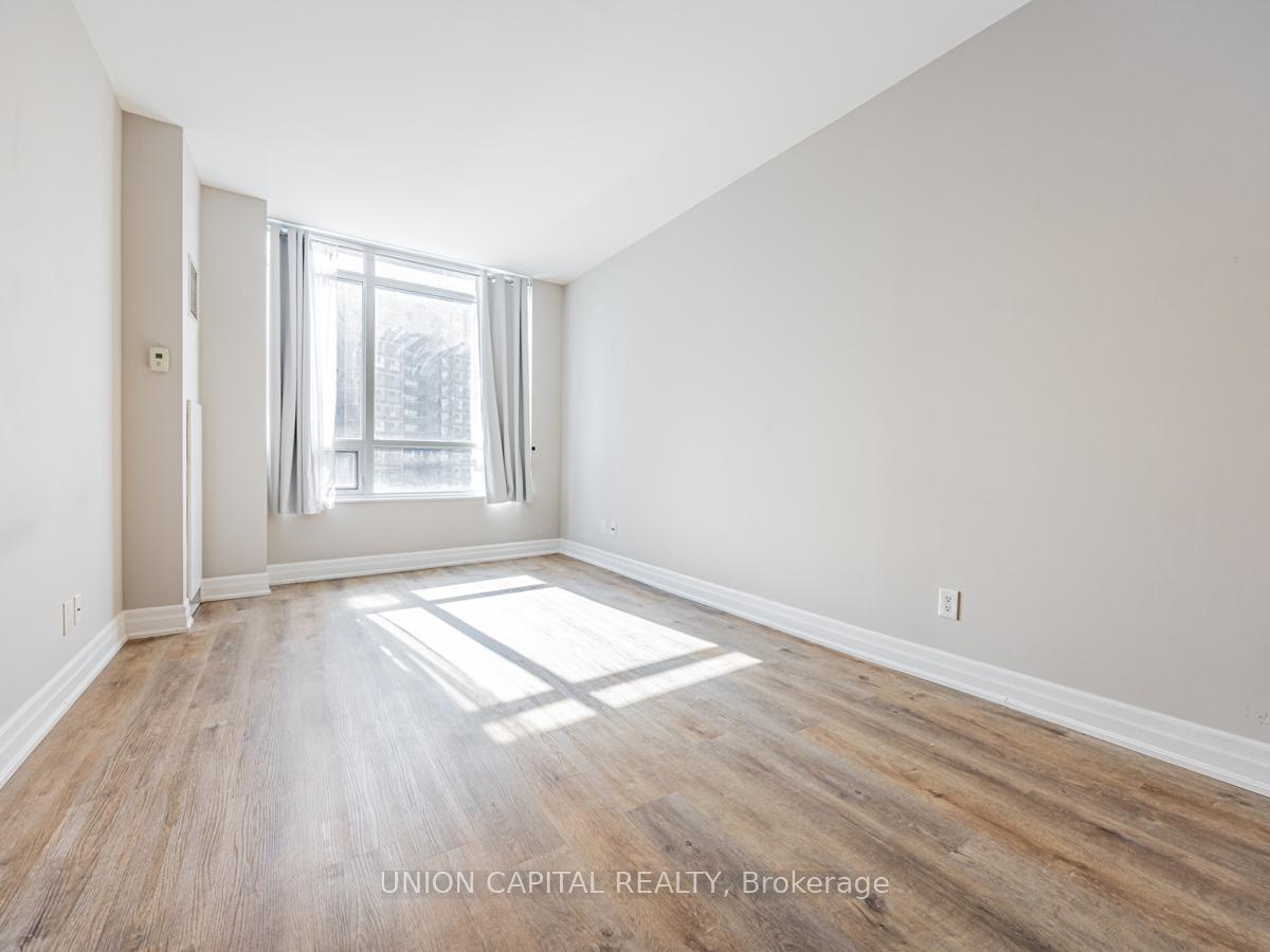 Photo 11 of Unit 608, 500 St Clair Avenue W, Toronto, Forest Hill South — HOMEH