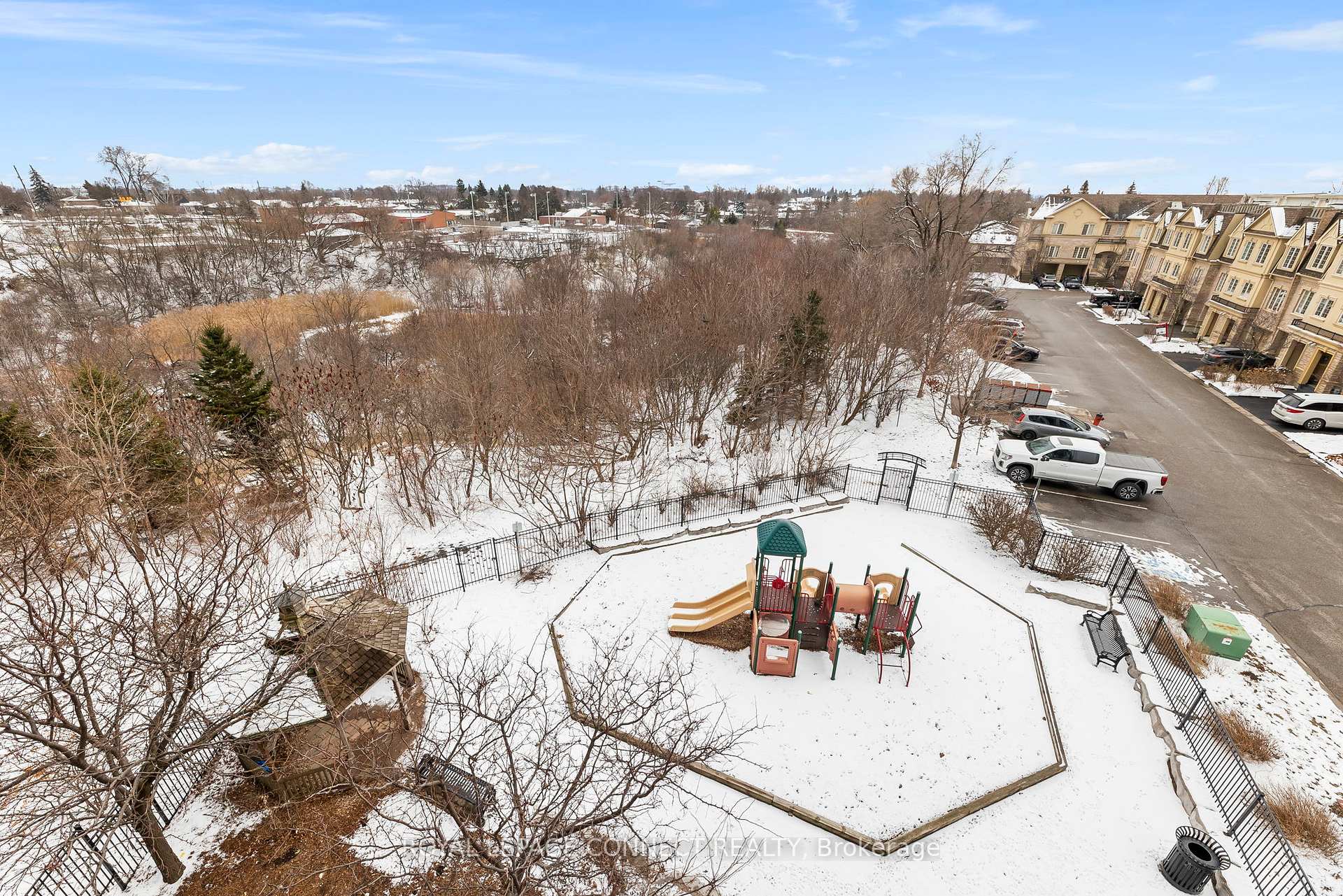 Photo 22 of Unit 406, 1255 Bayly Street S, Pickering, Bay Ridges — HOMEH